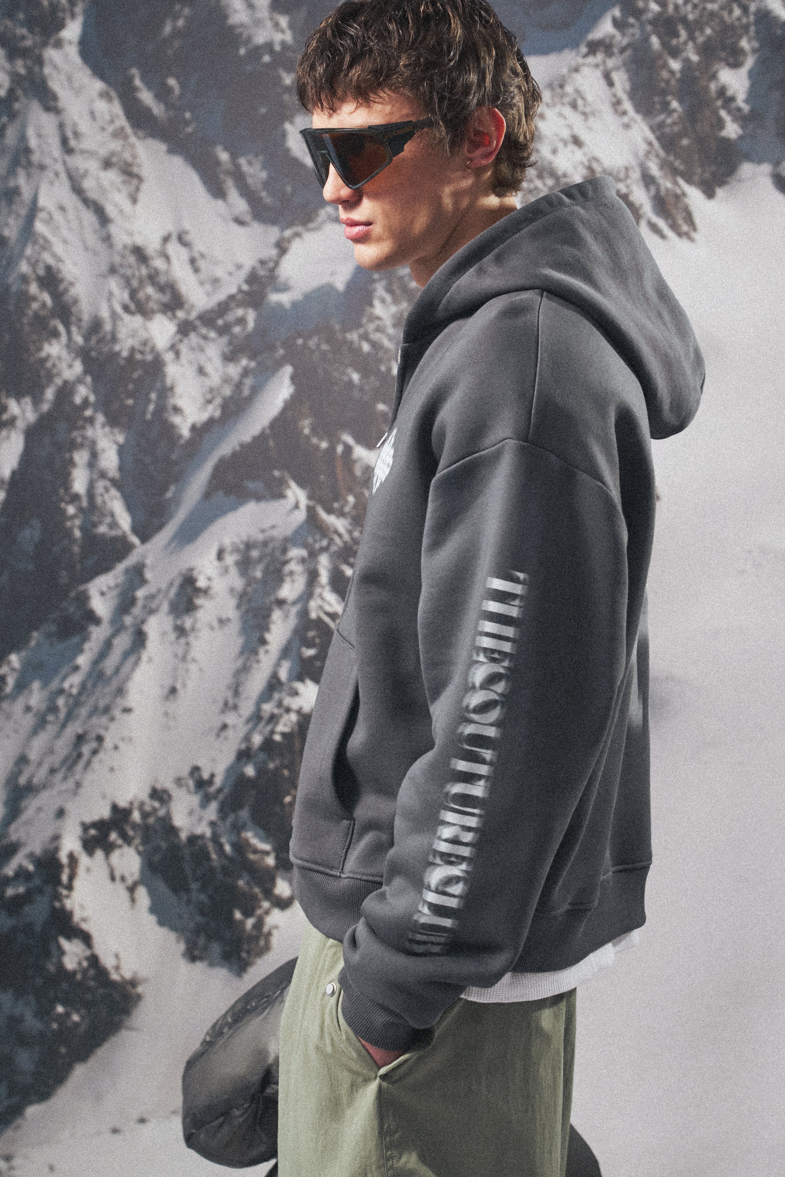 MOTION BLURRED ZIP THROUGH HOODIE - CHARCOAL