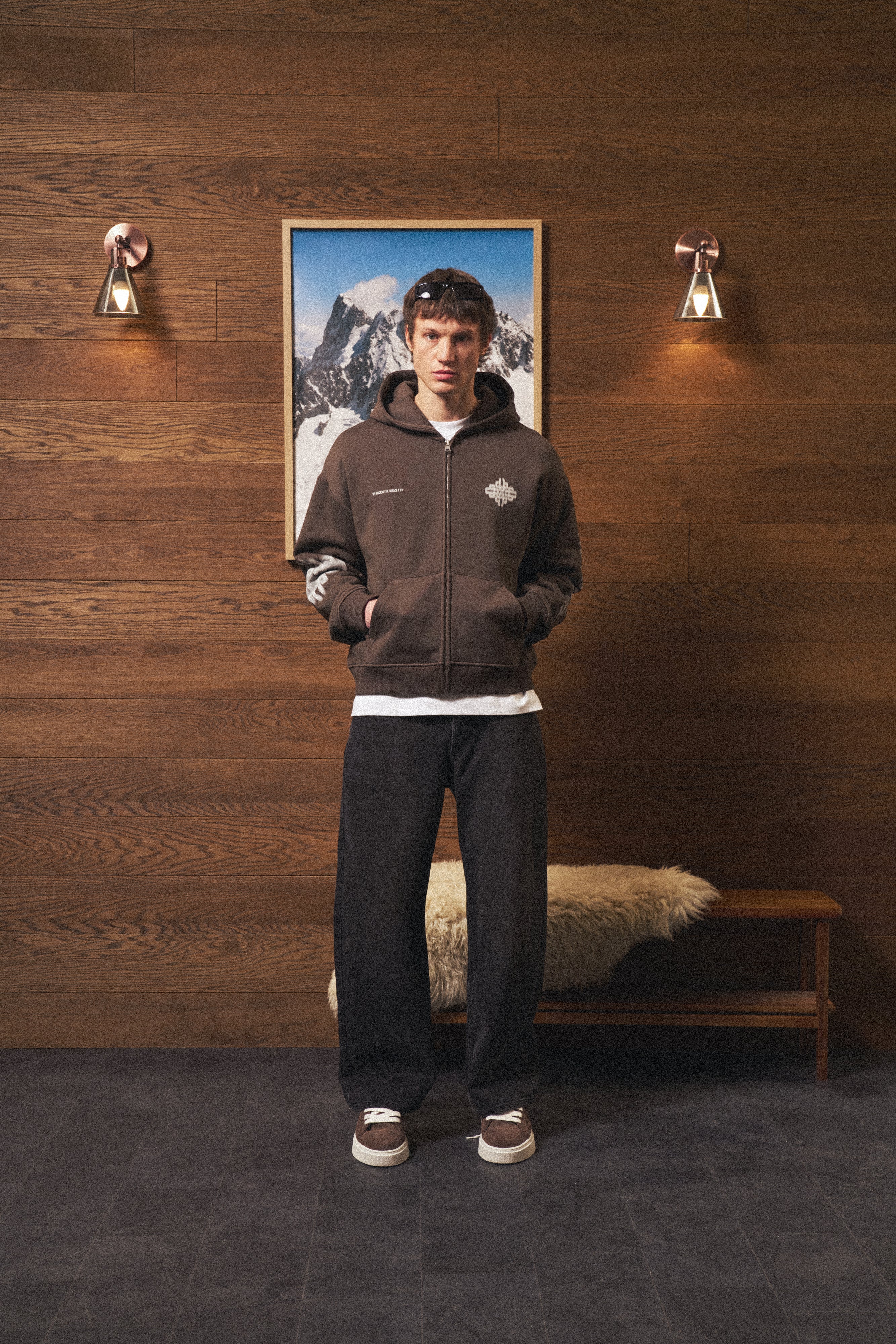 MOTION BLURRED ZIP THROUGH HOODIE - BROWN