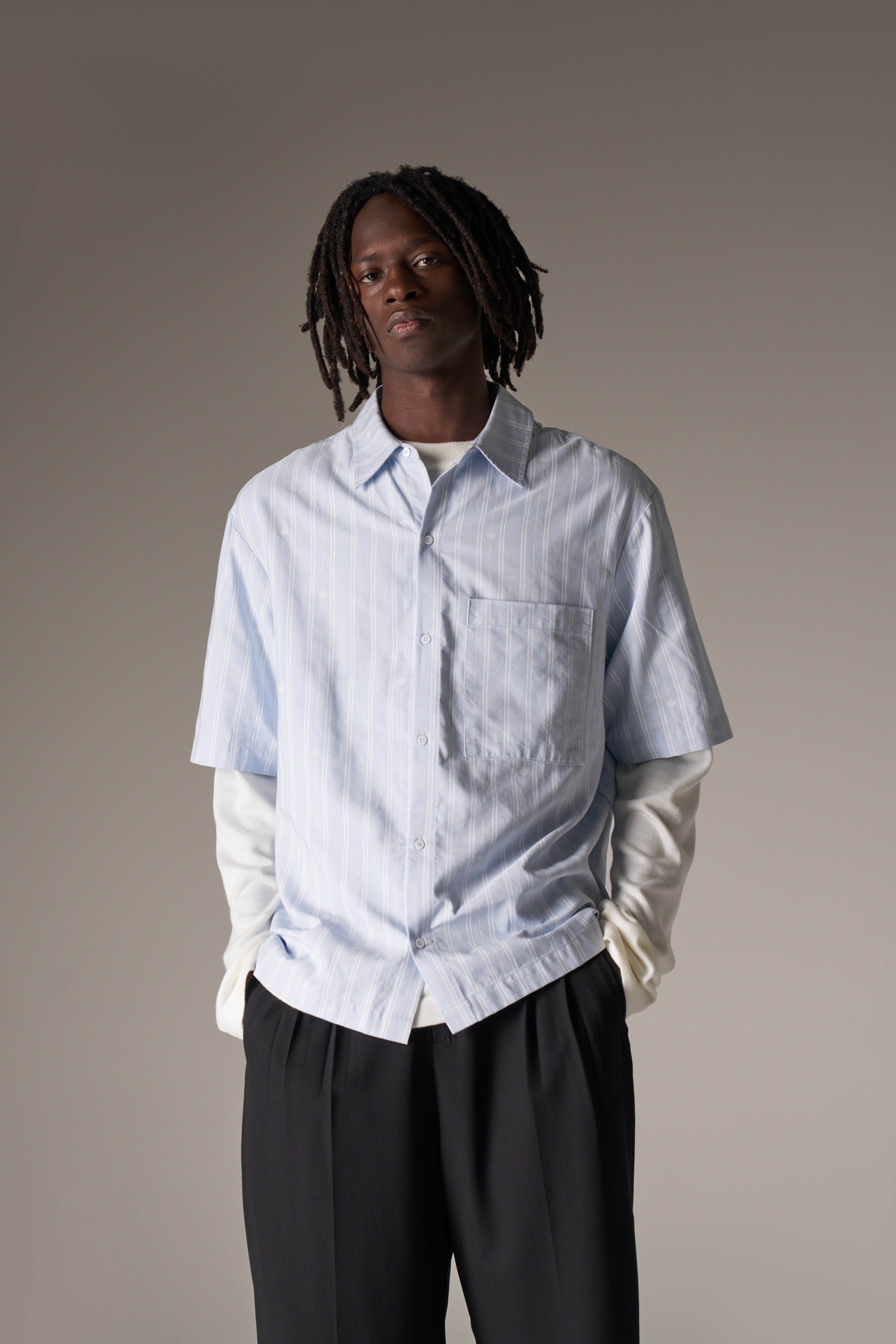 EMBLEM STRIPE SHIRT - BLUE