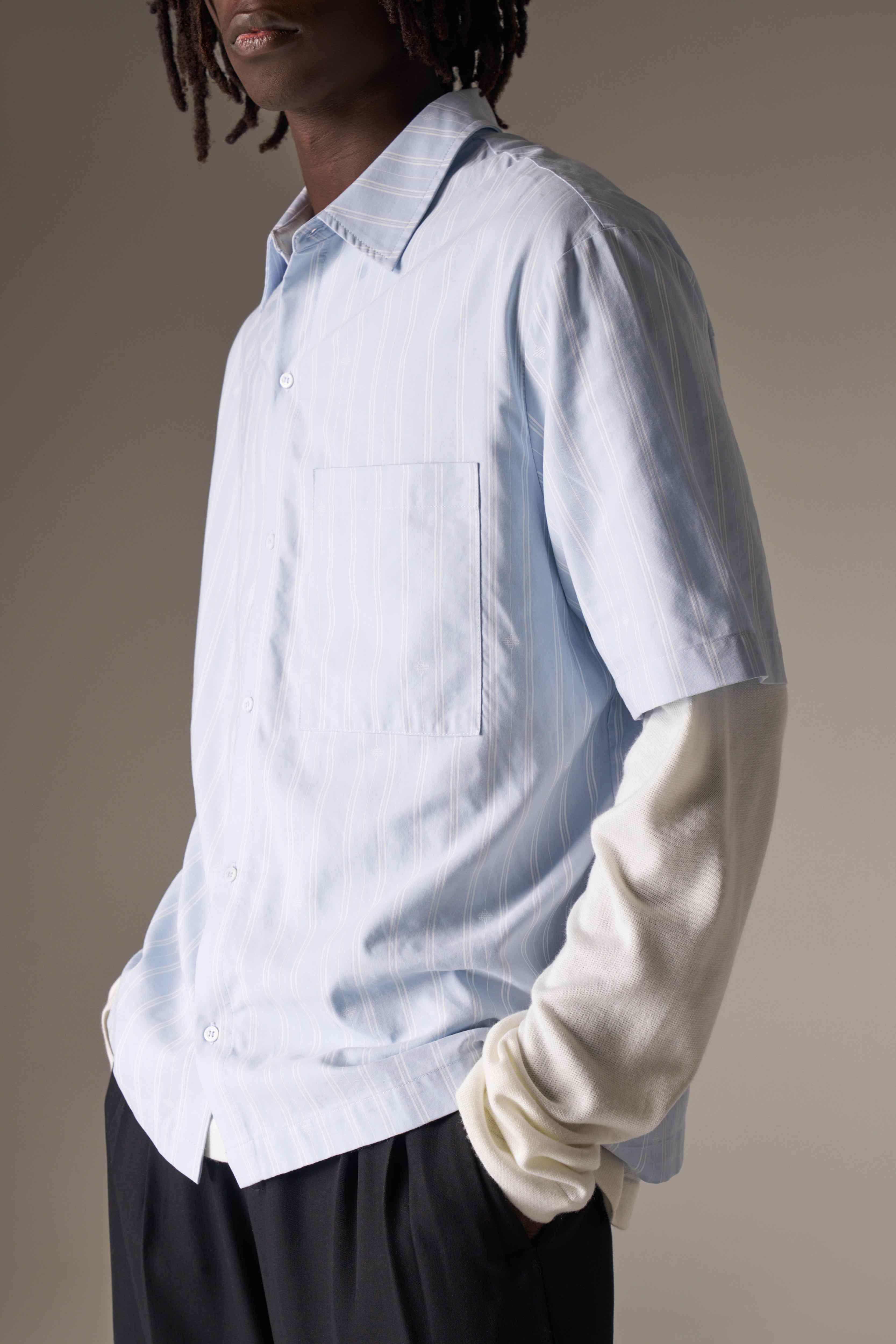EMBLEM STRIPE SHIRT - BLUE
