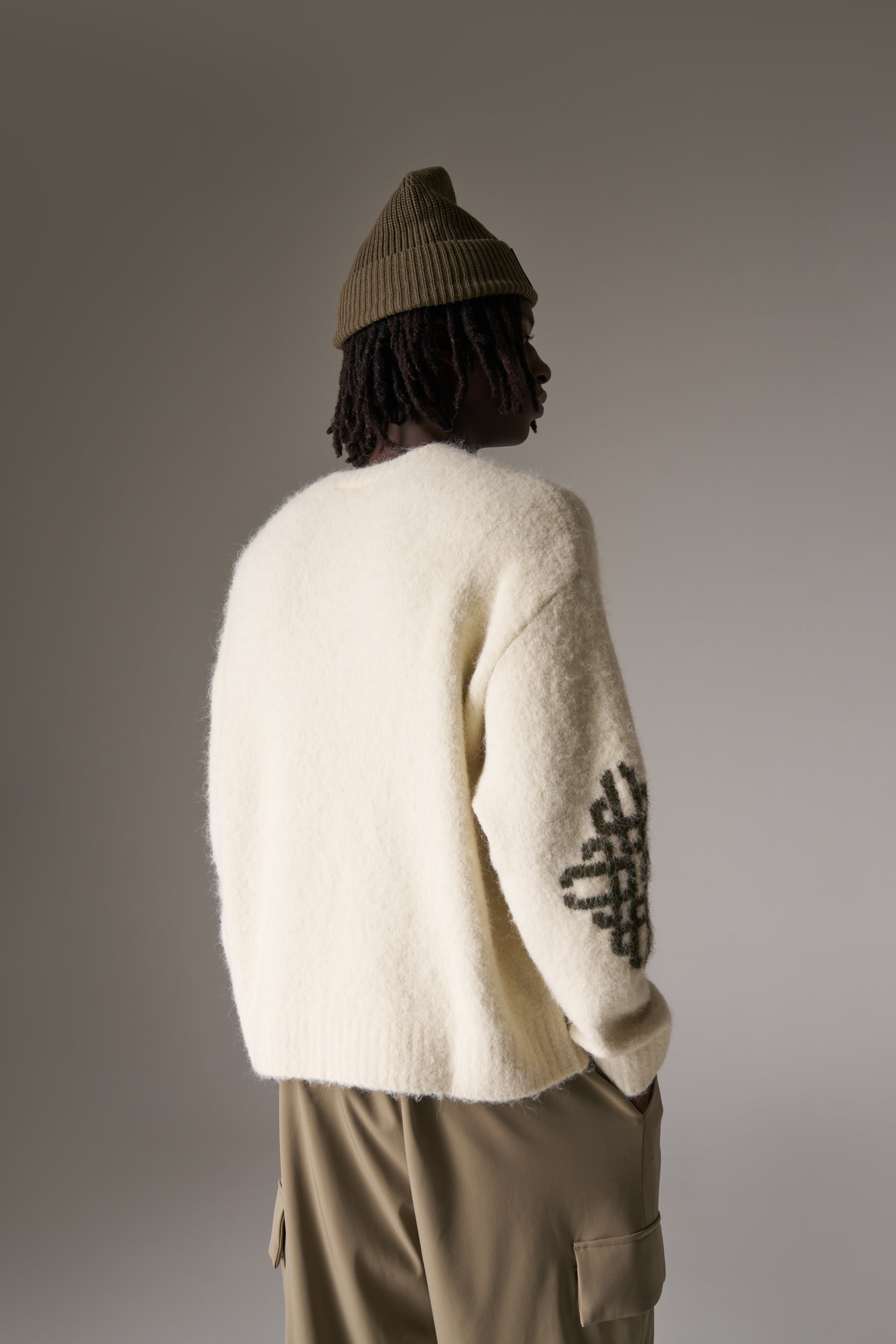 BRUSHED EMBLEM SLEEVE KNITTED CREW - OFF WHITE