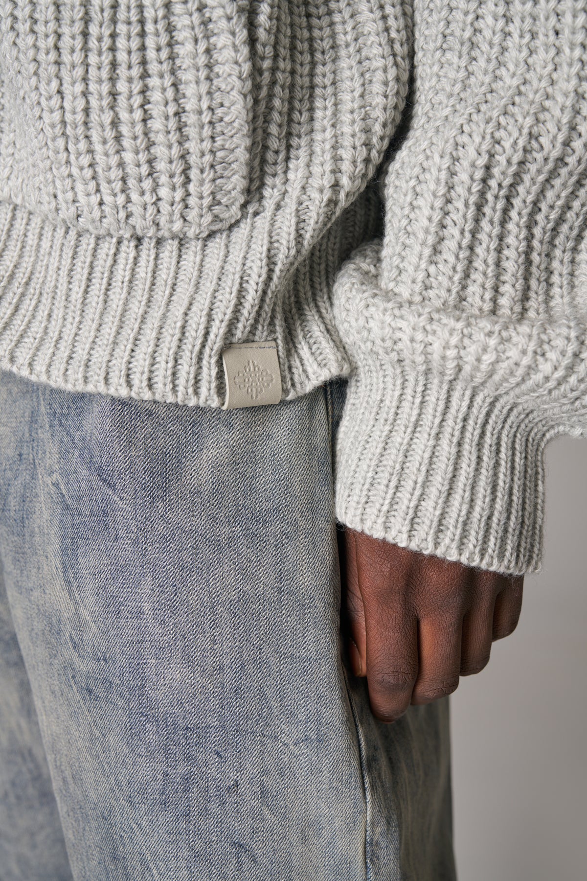 HEAVY RIB KNITTED ZIP THROUGH HOODIE - GREY MARL