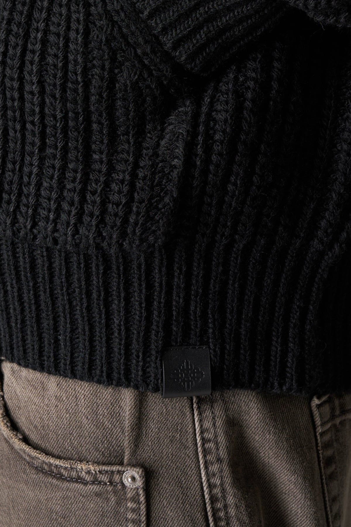 HEAVY RIB KNITTED ZIP THROUGH HOODIE - BLACK
