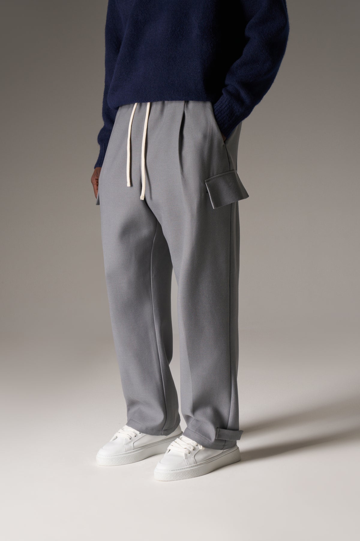 PLEATED WIDE LEG WOOL BLEND TROUSERS - GREY