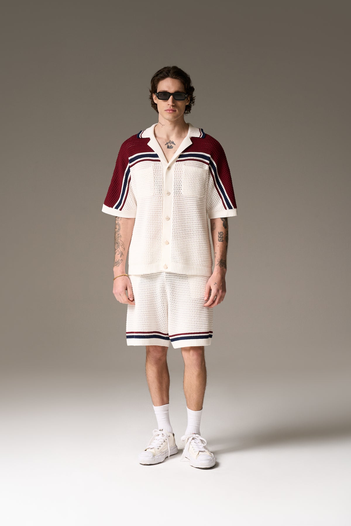 COLOUR BLOCK KNITTED STRIPE SHIRT - BURGUNDY
