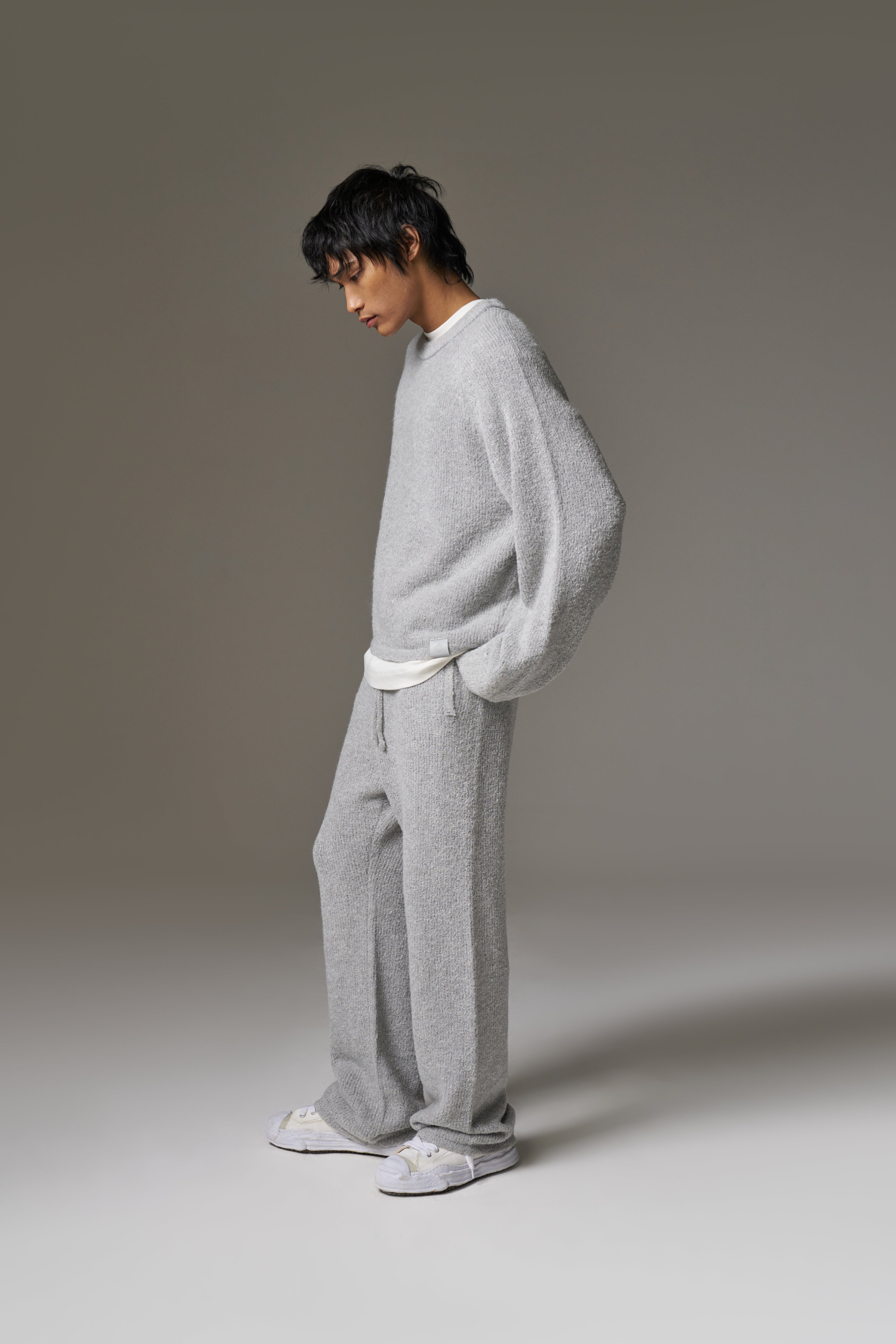 BOUCLE KNIT RAGLAN CREW - GREY MARL