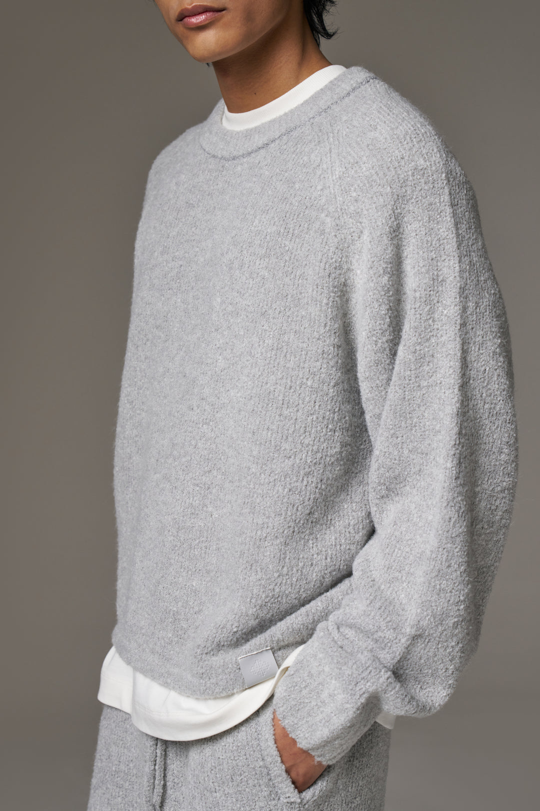 BOUCLE KNIT RAGLAN CREW - GREY MARL – The Couture Club