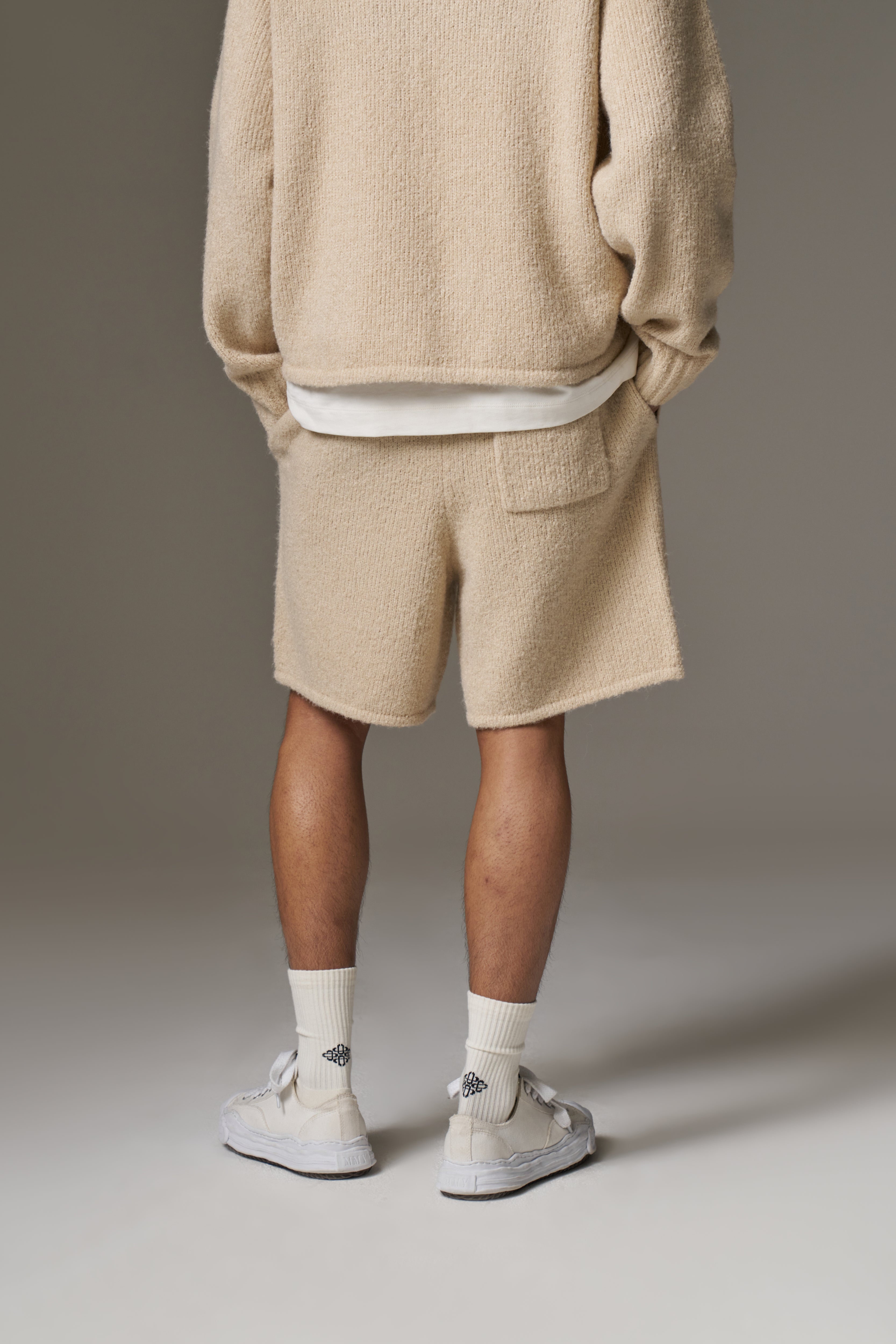 BOUCLE KNIT SHORTS - STONE