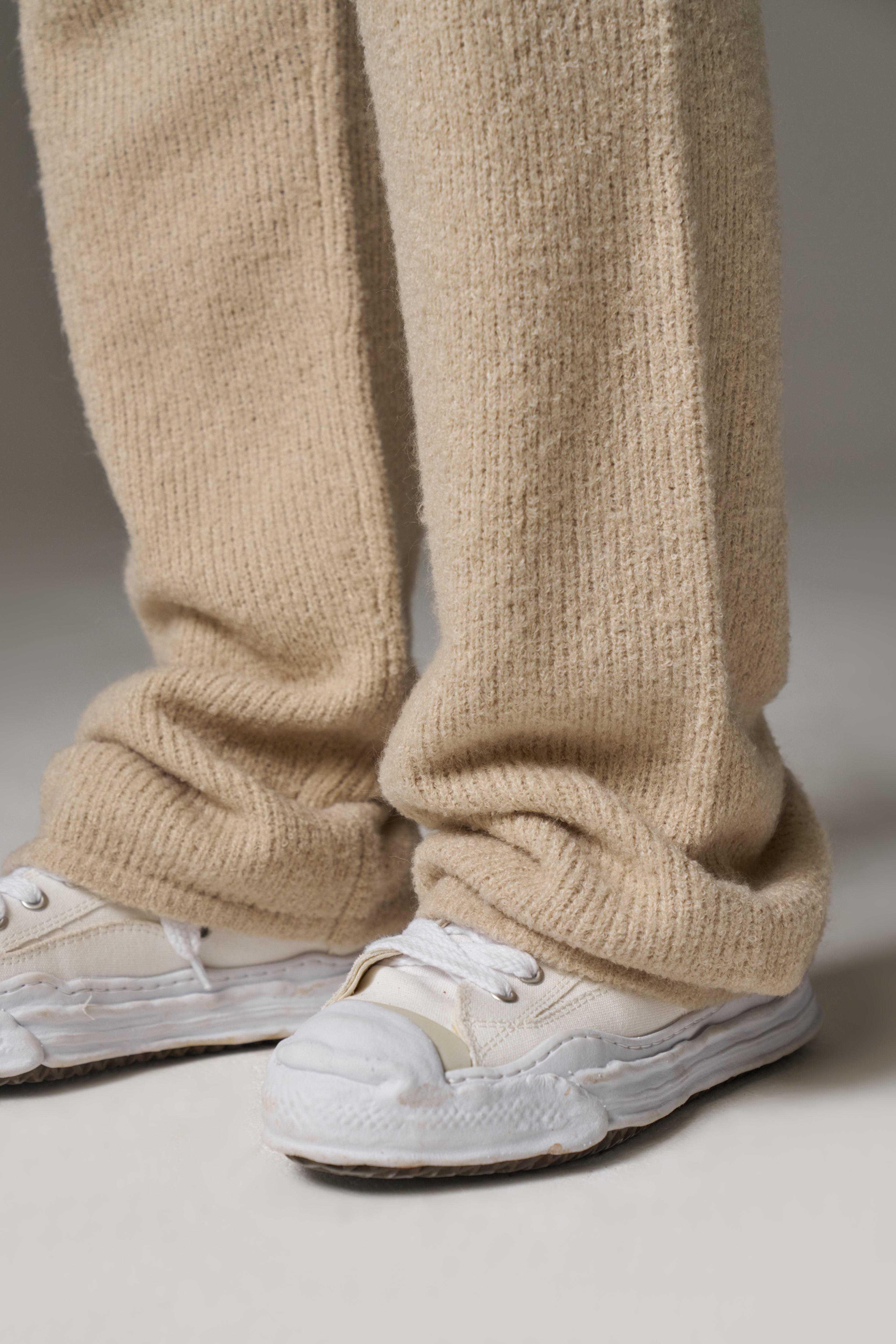 BOUCLE KNIT PANTS - STONE