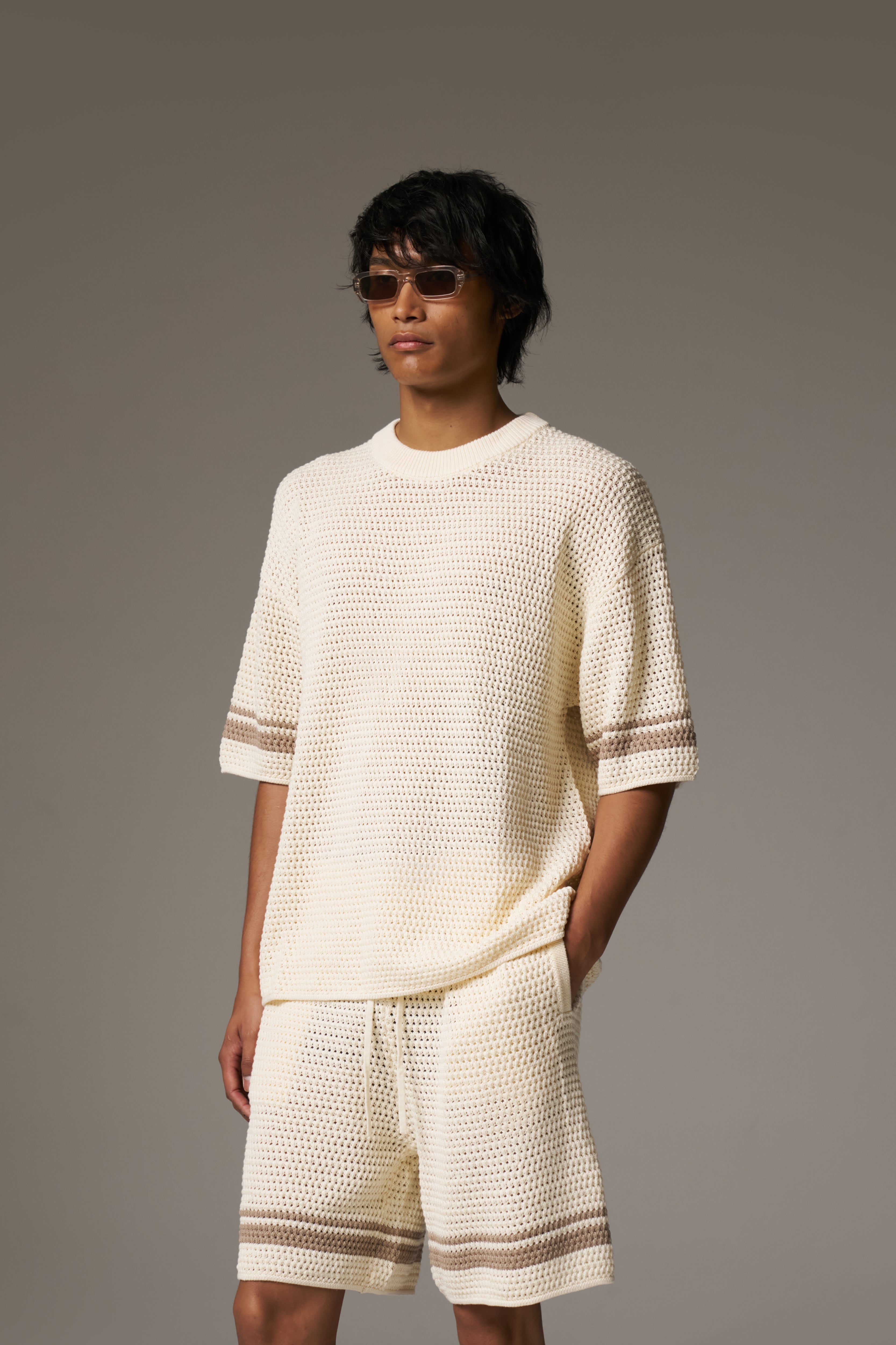 CROCHET KNITTED CONTRAST STRIPE T-SHIRT - OFF WHITE