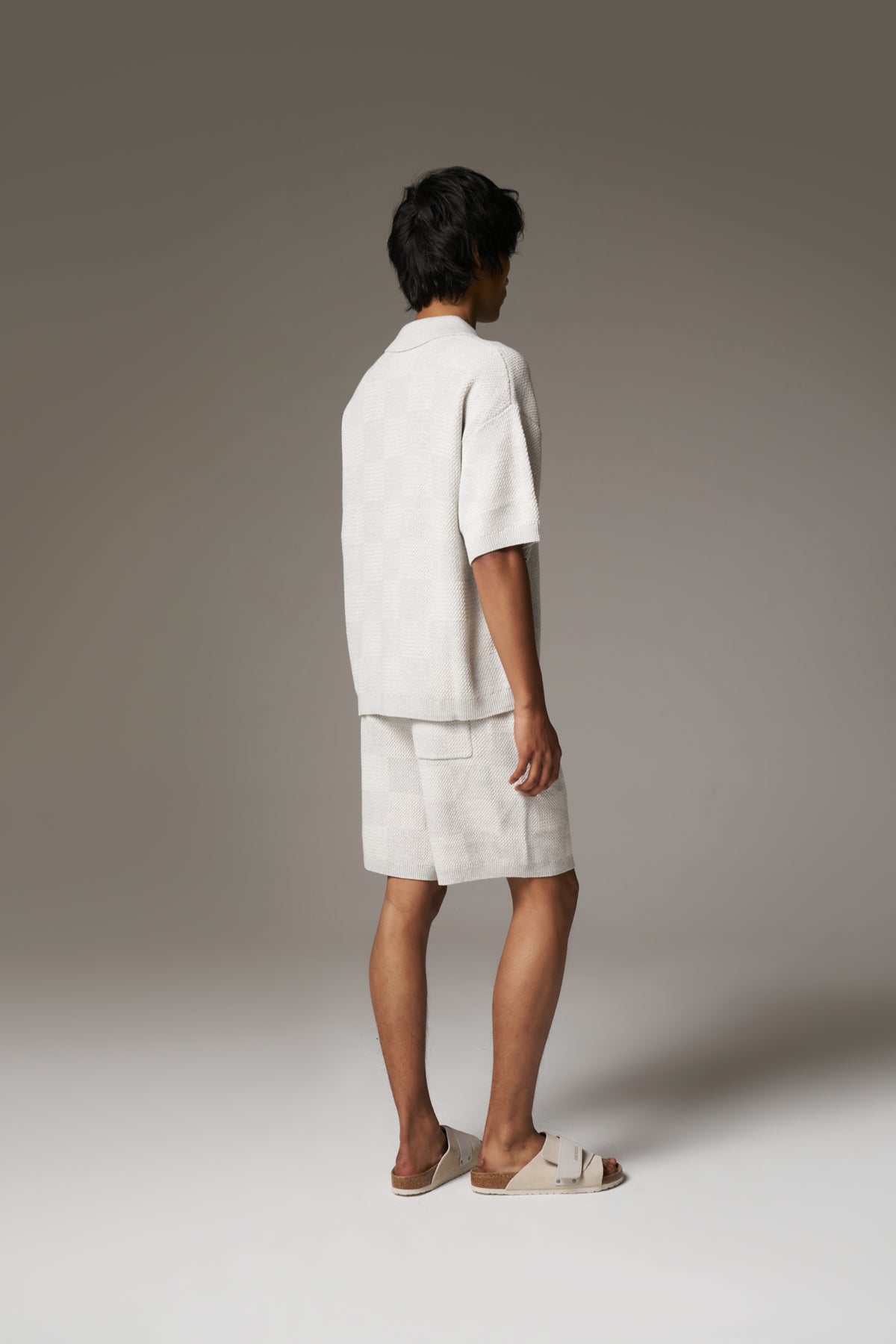 KNITTED CHECKERBOARD SHORTS - GREY
