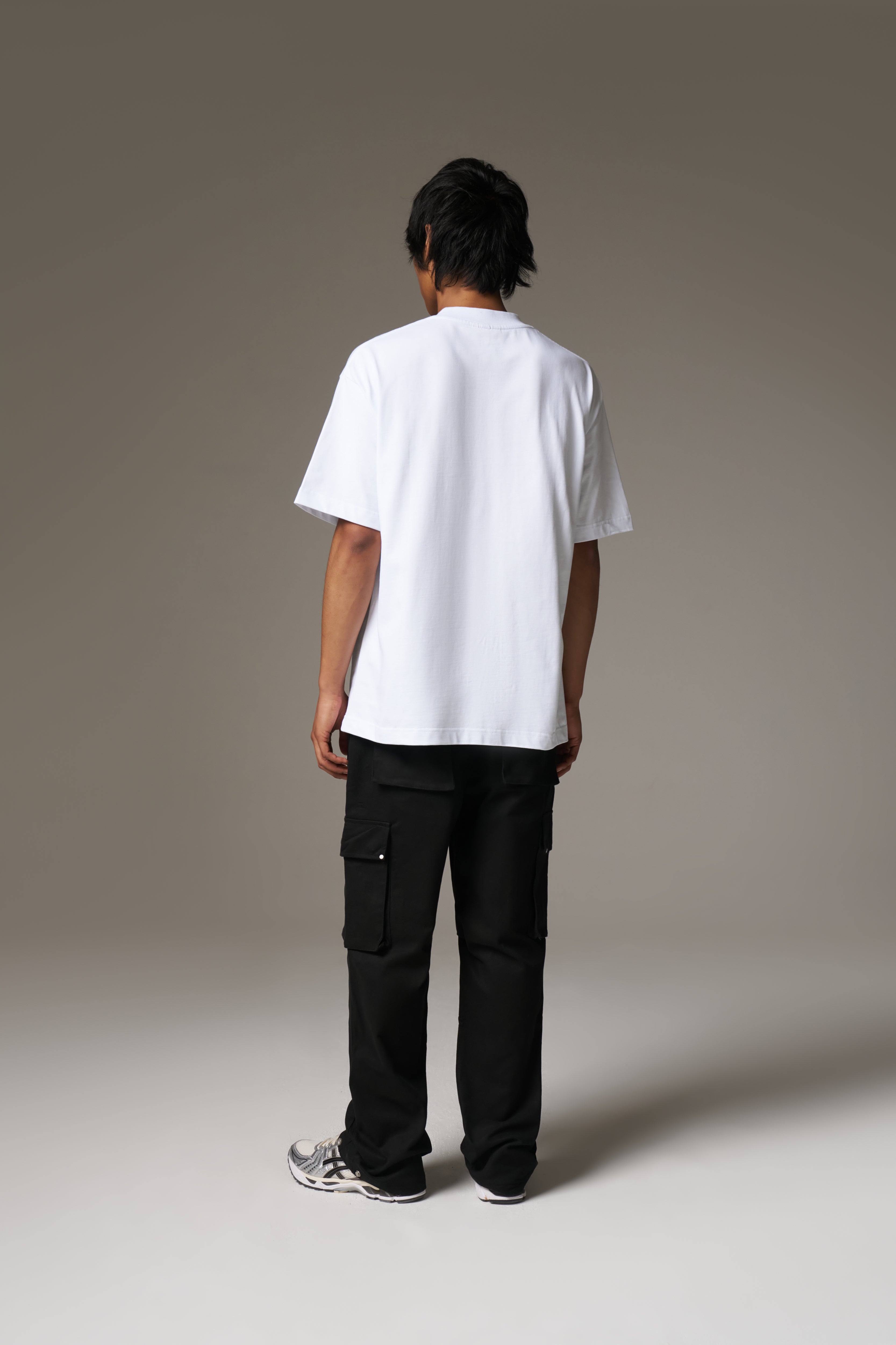 RIVET DETAIL CARGO - BLACK