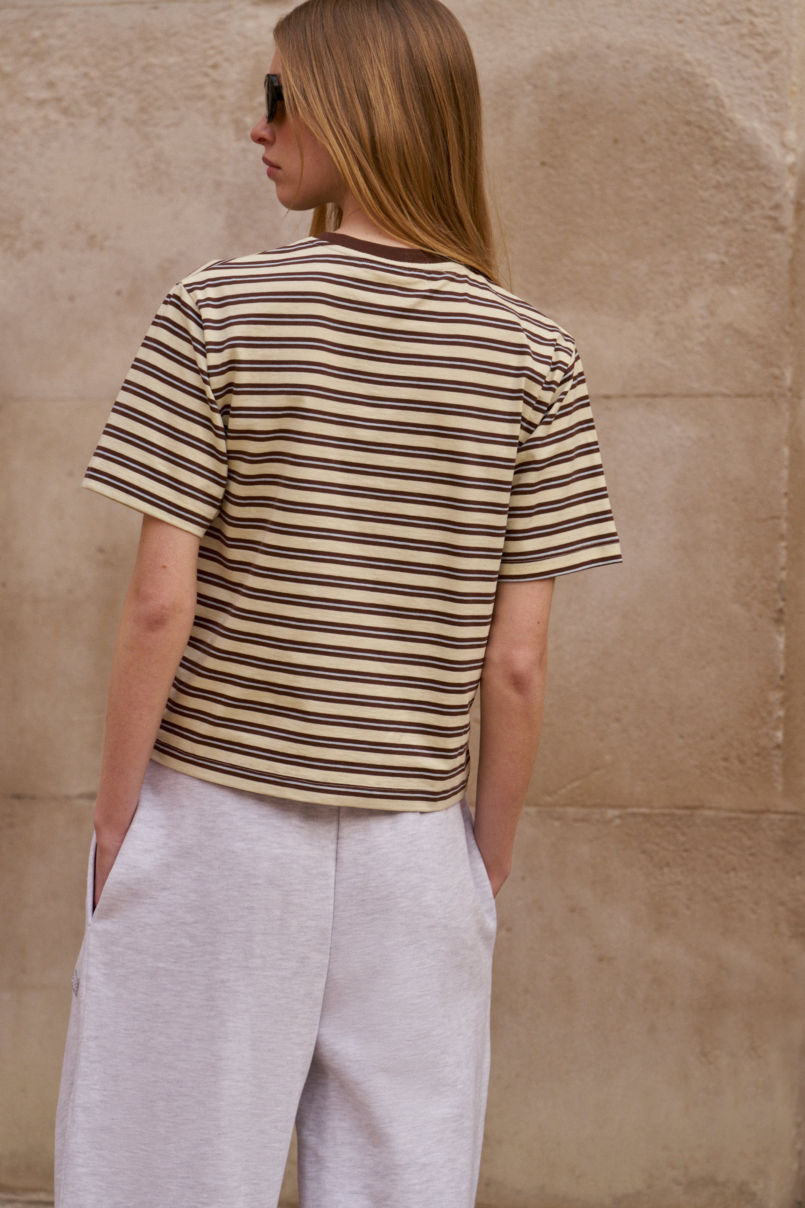 STRIPE POCKET SHORT SLEEVE T-SHIRT - BROWN