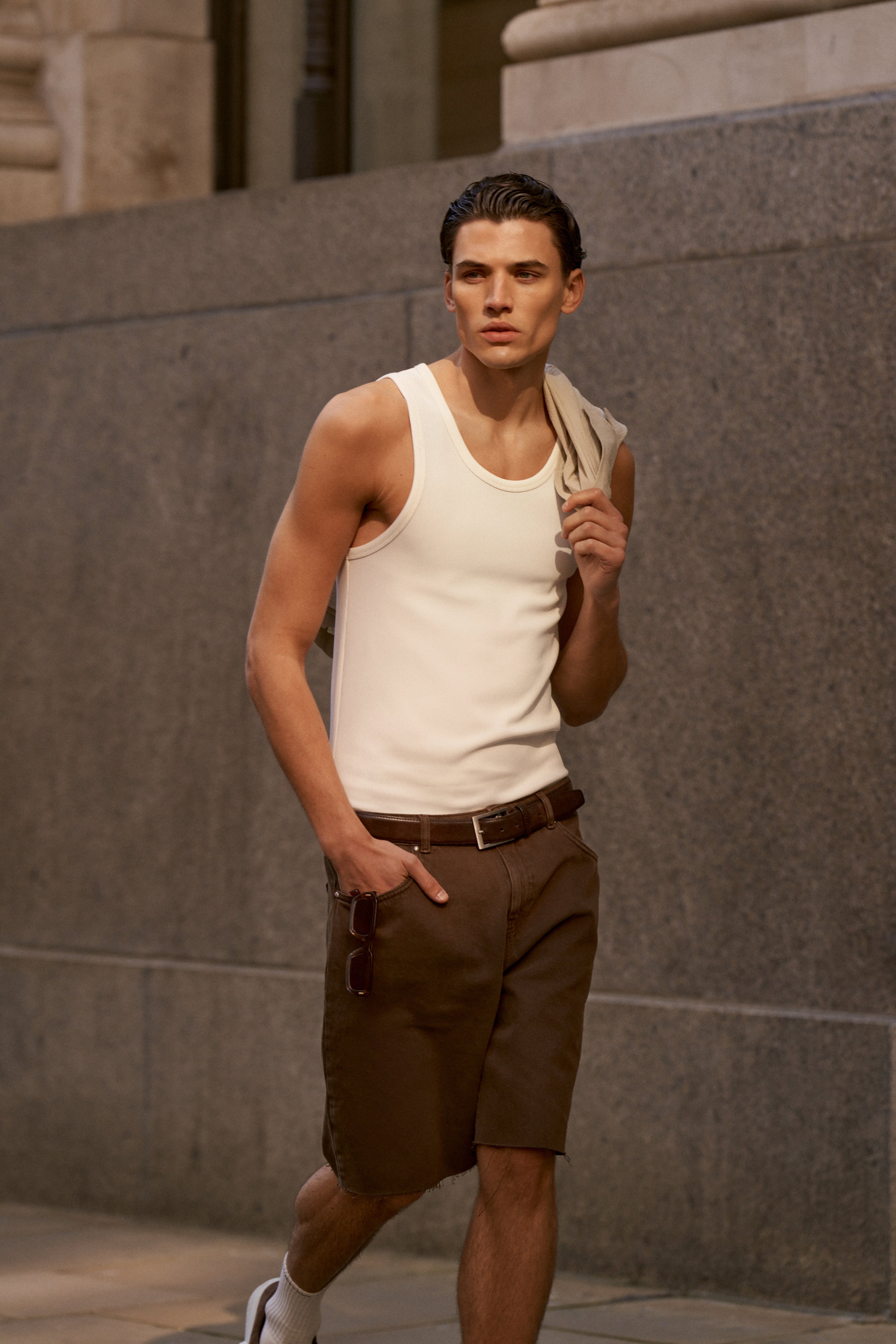 RIBBED VEST - OFF WHITE