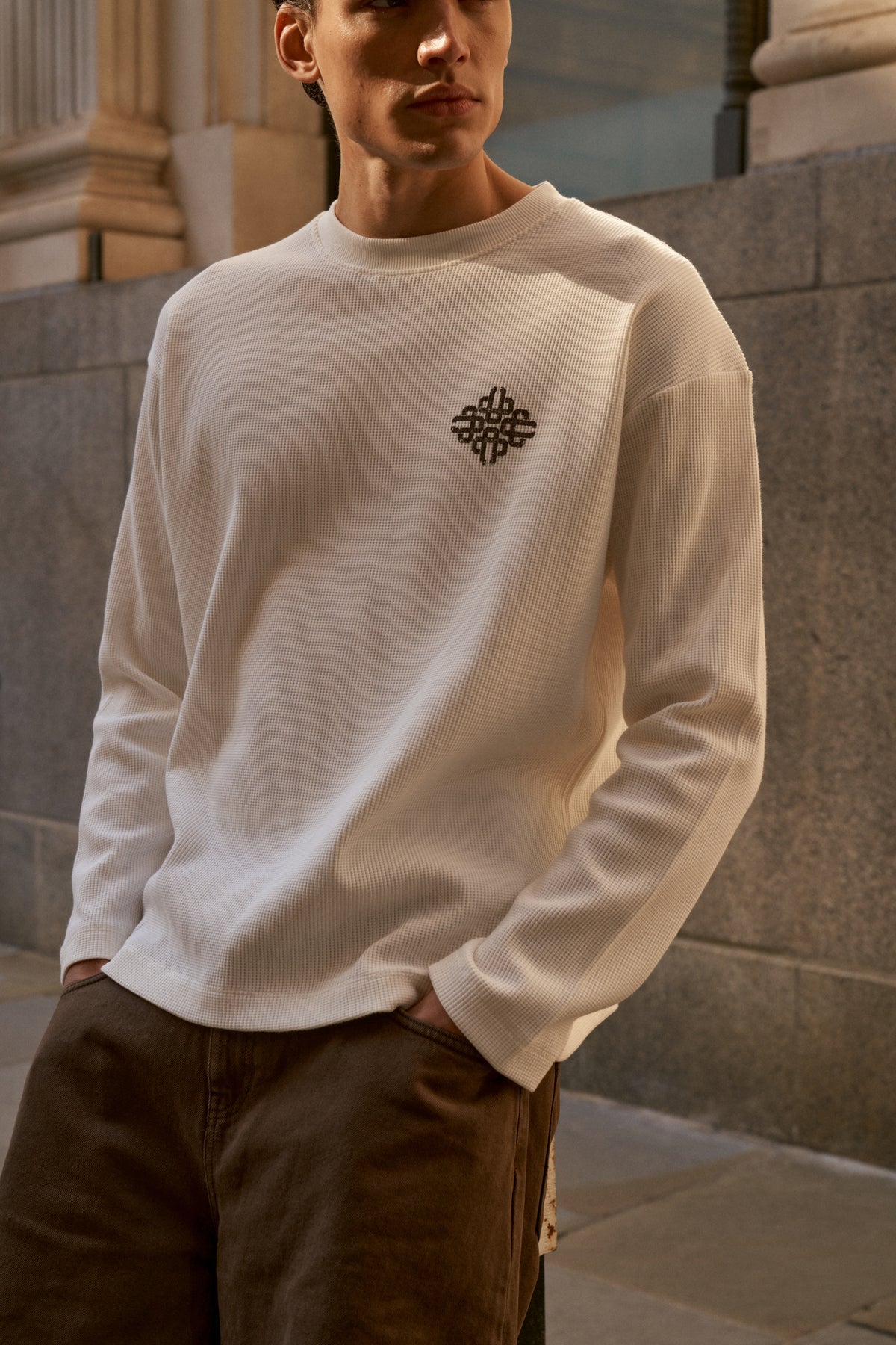 VINTAGE PRINT WAFFLE LONG SLEEVE T-SHIRT - WHITE