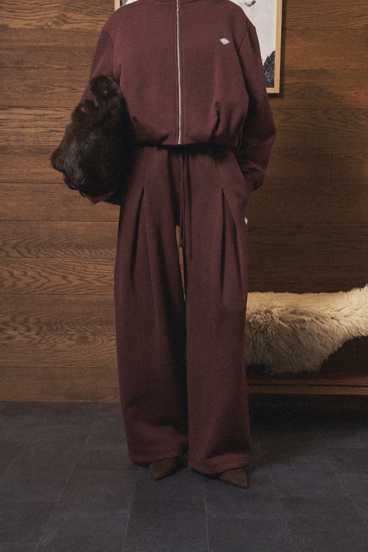 PLEAT DETAIL WIDE LEG JOGGERS - CHOCOLATE