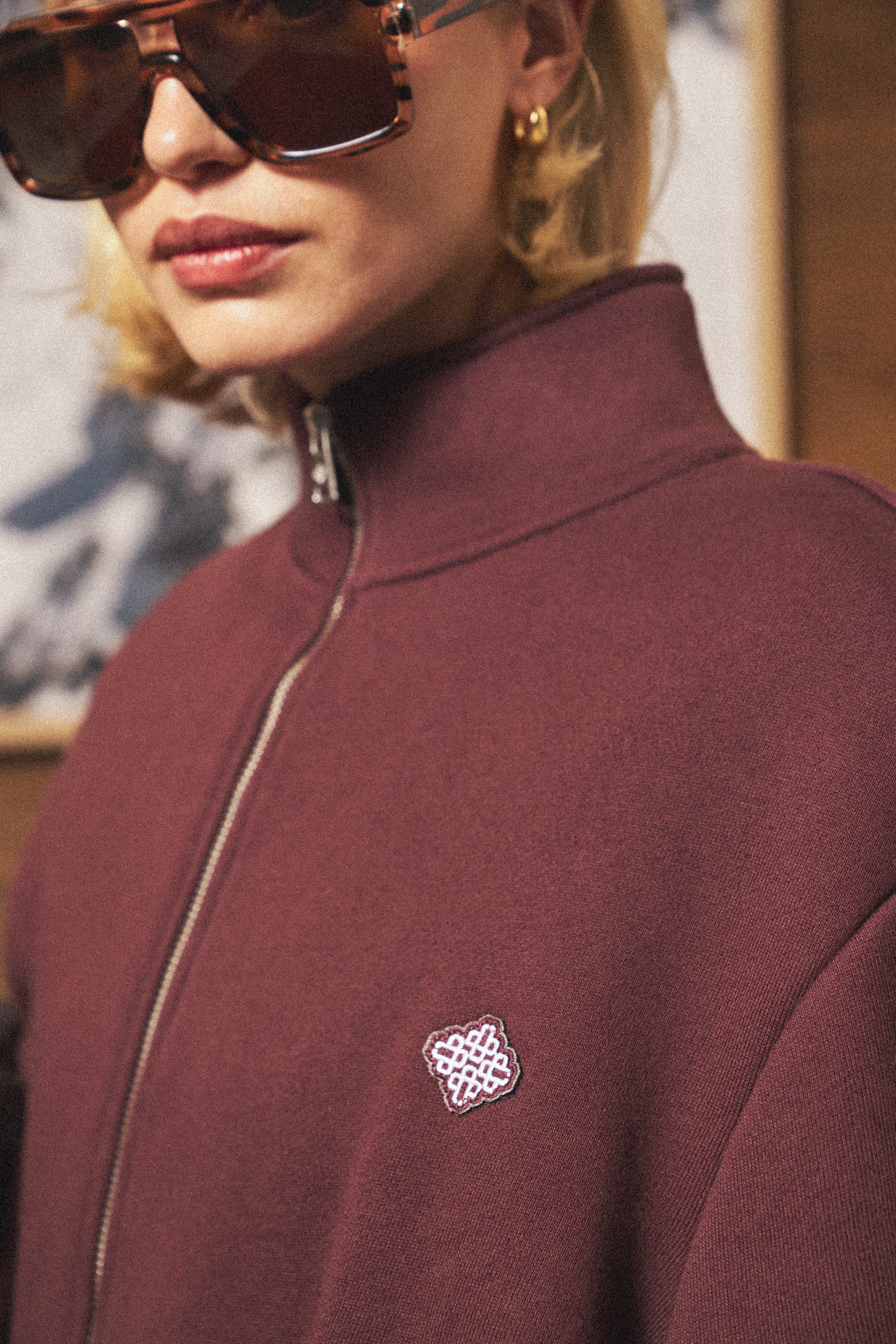 FUNNEL NECK BALLOON HEM ZIP THROUGH - CHOCOLATE