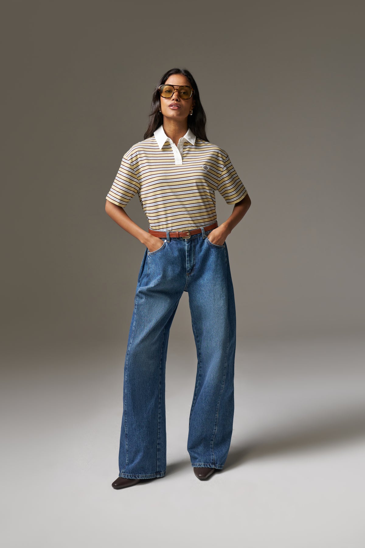 ADJUSTABLE PLEAT DETAIL WIDE LEG JEANS - VINTAGE BLUE WASH