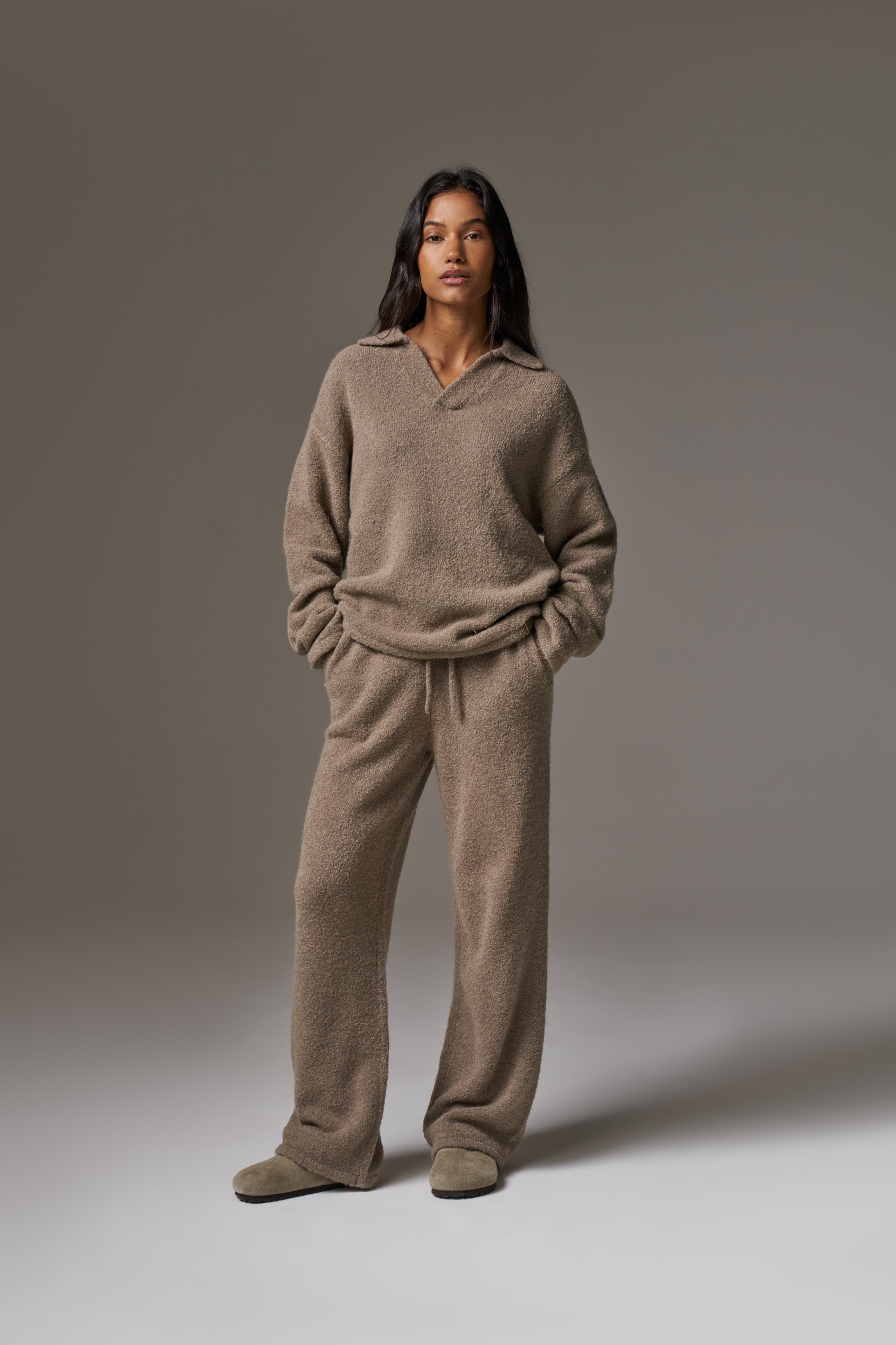 BOUCLE KNIT LONG SLEEVE POLO - BROWN