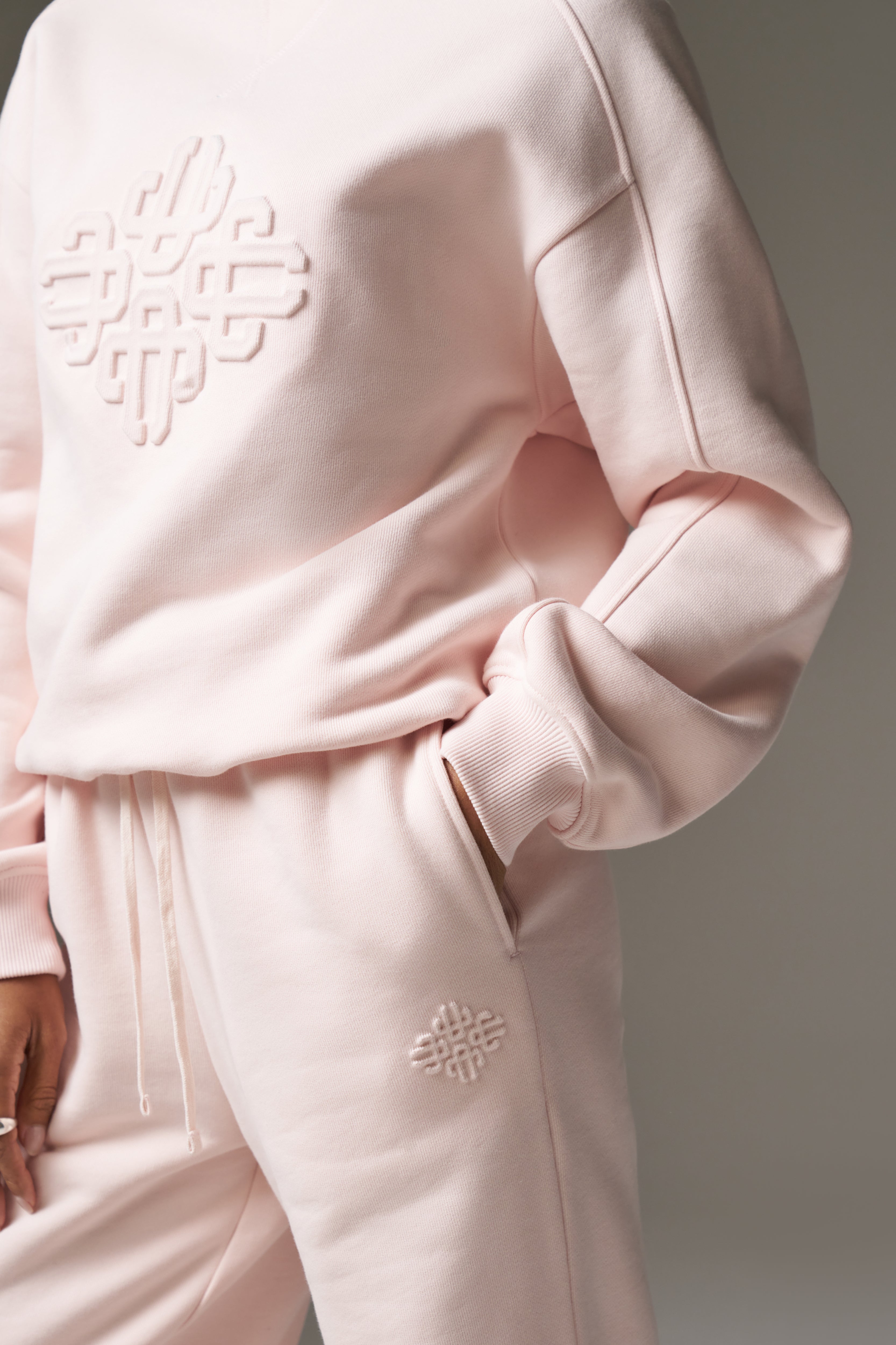 EMBOSSED SWEATSHIRT - PINK
