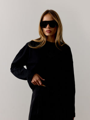 APPLIQUÉ EMBLEM LONG SLEEVE - BLACK