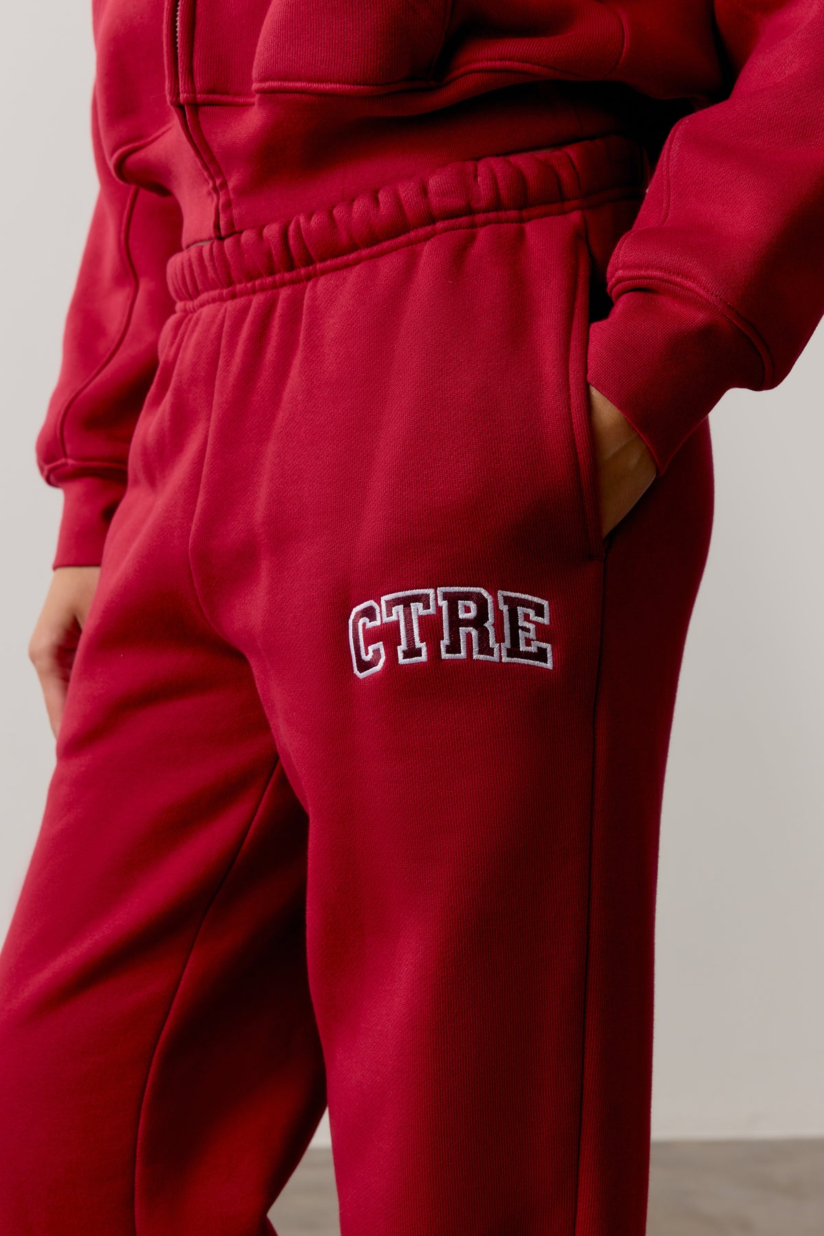 CTRE STRAIGHT LEG JOGGERS - CHERRY