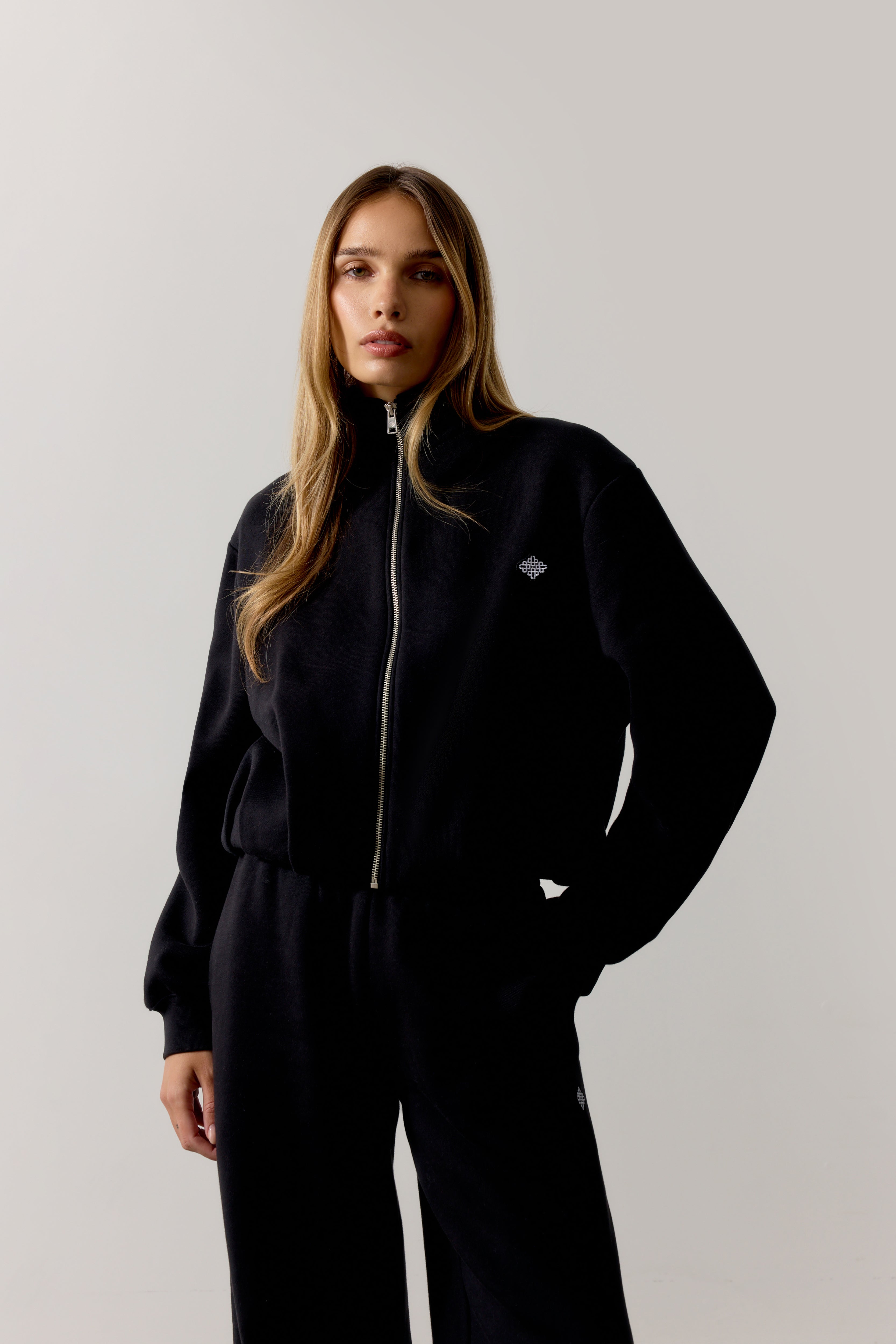 FUNNEL NECK BALLOON HEM ZIP THROUGH - BLACK