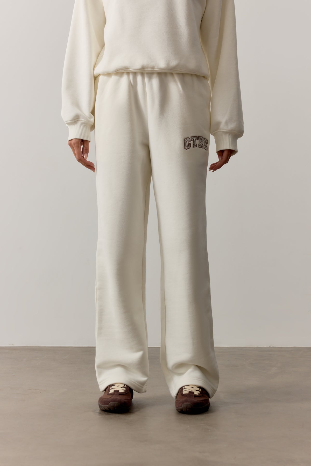 CTRE STRAIGHT LEG JOGGERS - OFF WHITE