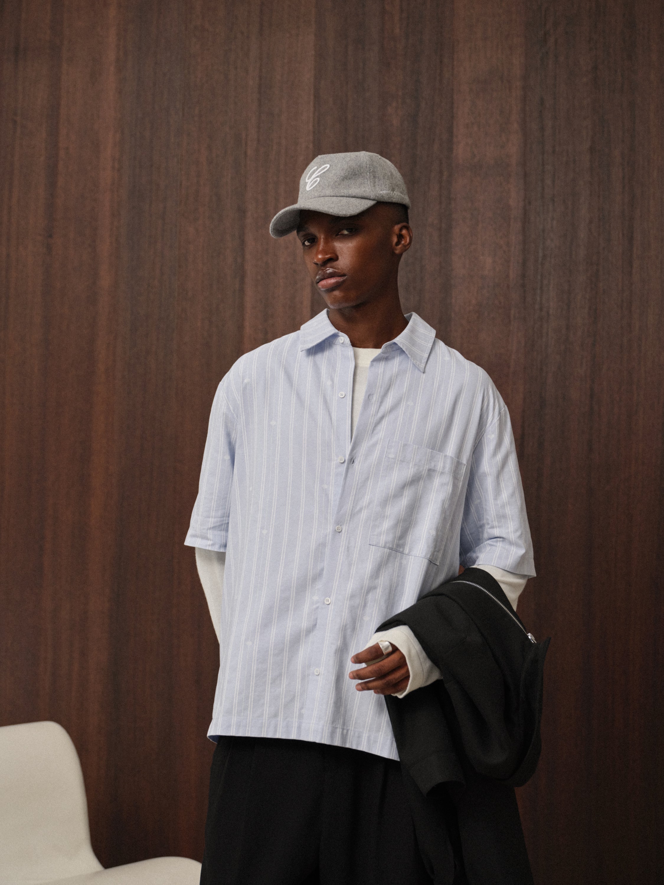 EMBLEM STRIPE SHIRT - BLUE