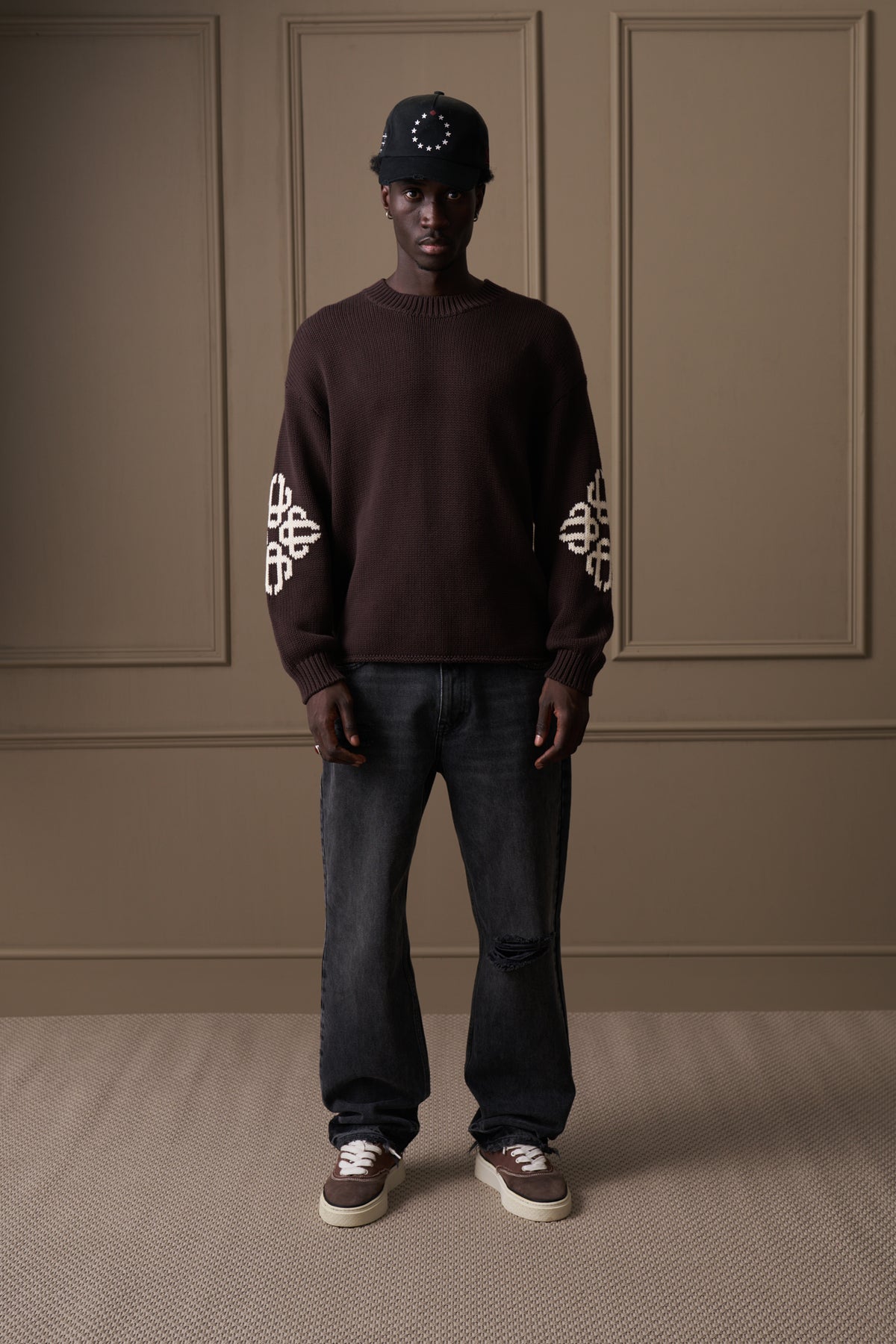 DISTRESSED RELAXED STRAIGHT FIT JEAN - WASHED BLACK