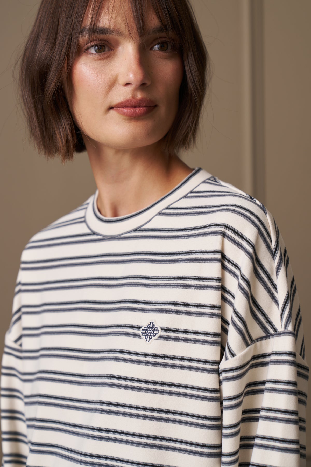 STRIPE FLEECE LONG SLEEVE T-SHIRT - OFF WHITE