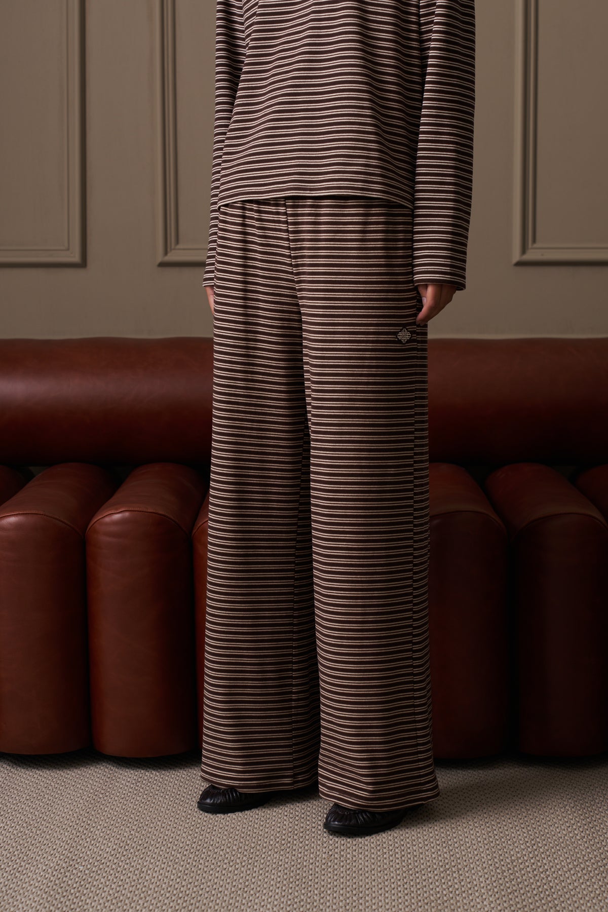 STRIPE LIGHTWEIGHT FLEECE JOGGERS - CHOCOLATE