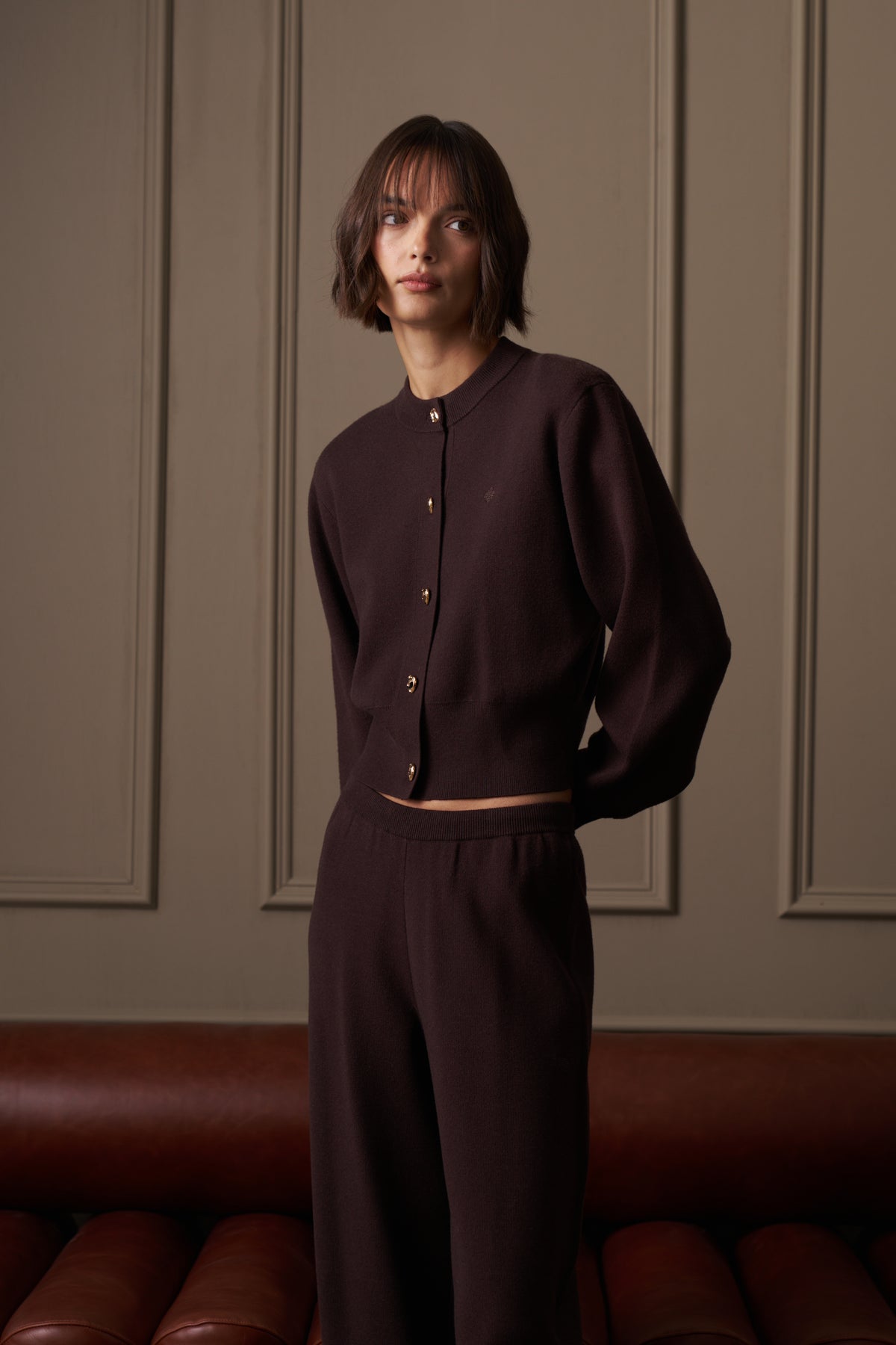 COMPACT KNIT CARDIGAN - BROWN