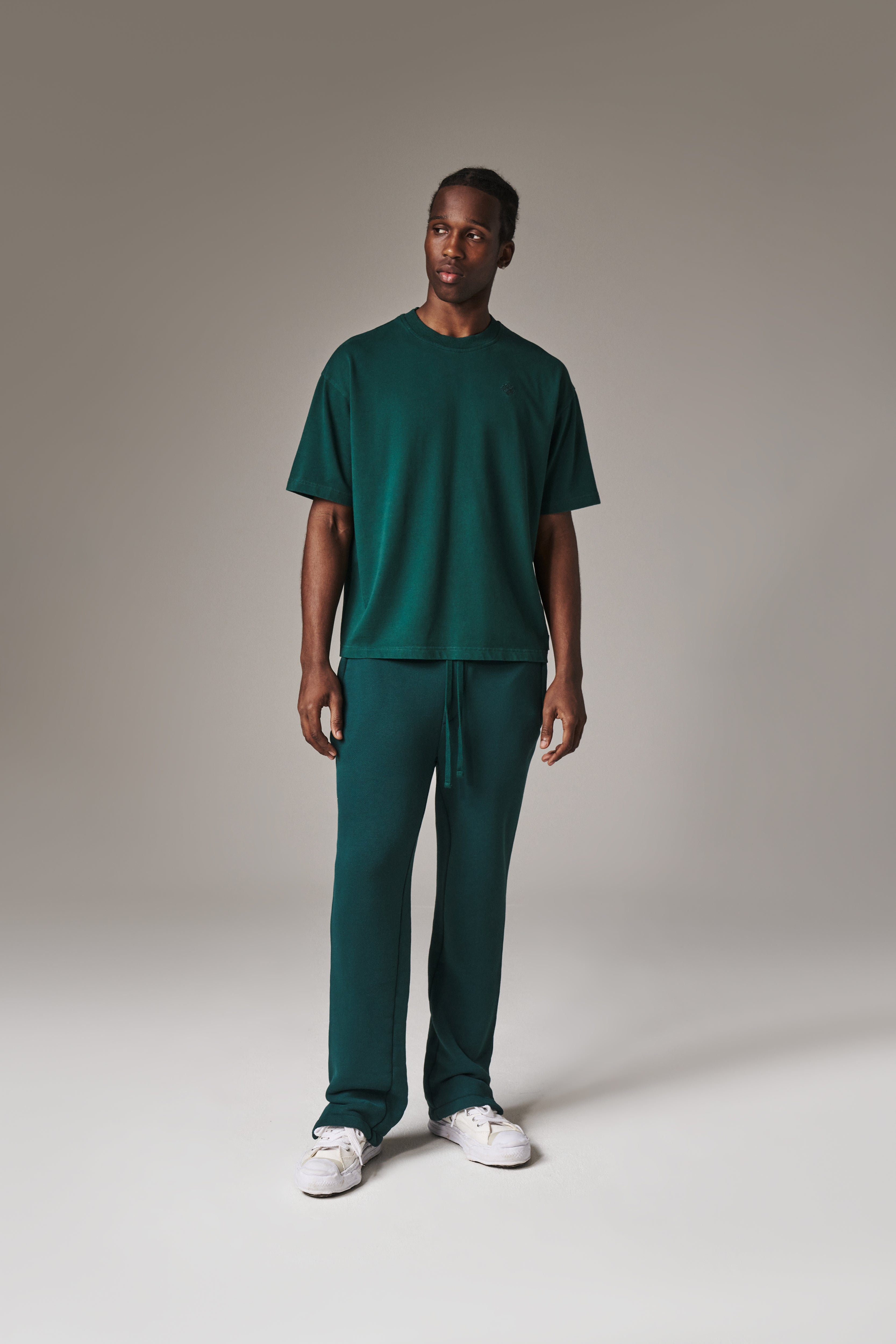 LAUNDERED CLASSICS T-SHIRT - GREEN