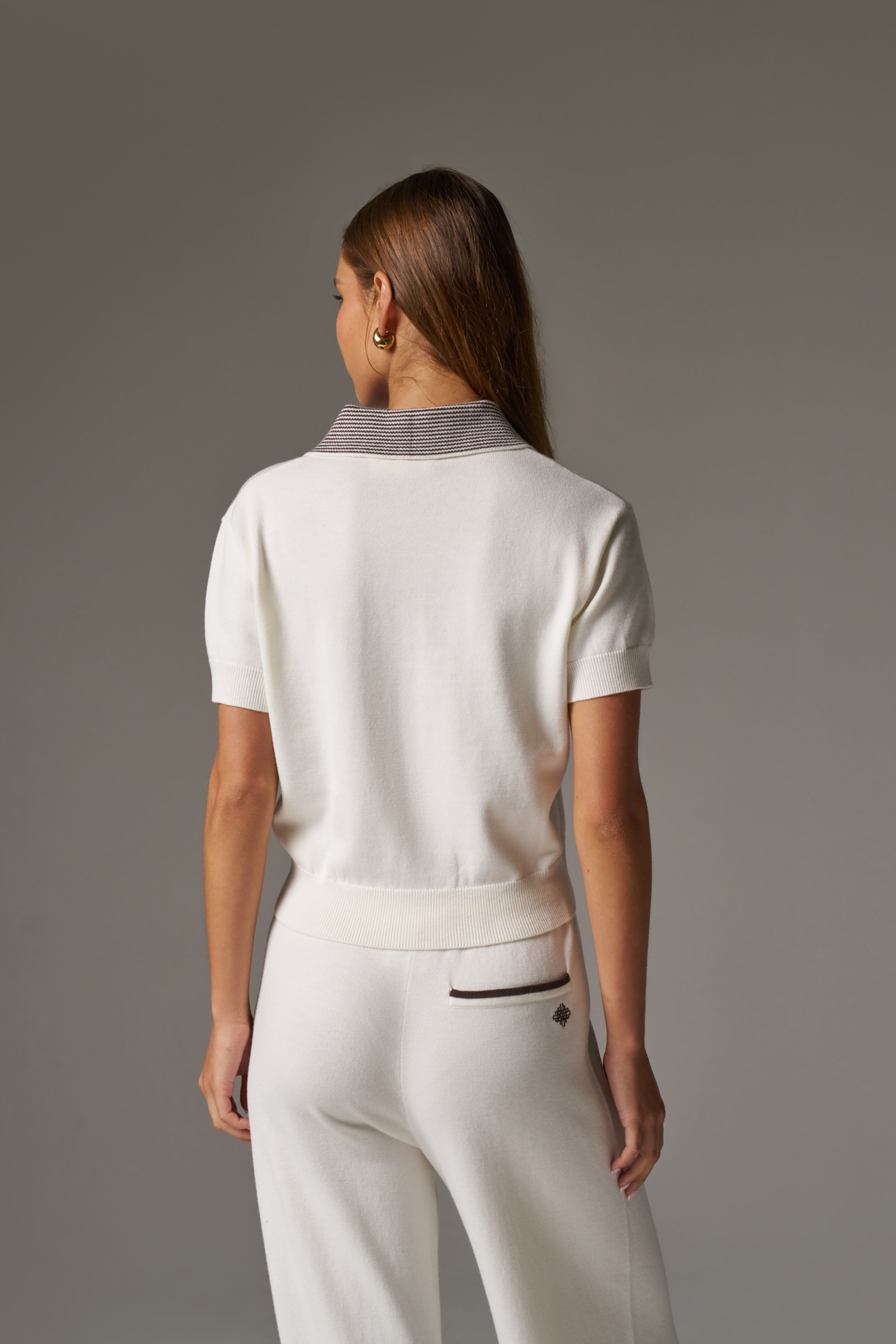 KNITTED COLLAR POLO TOP - CREAM