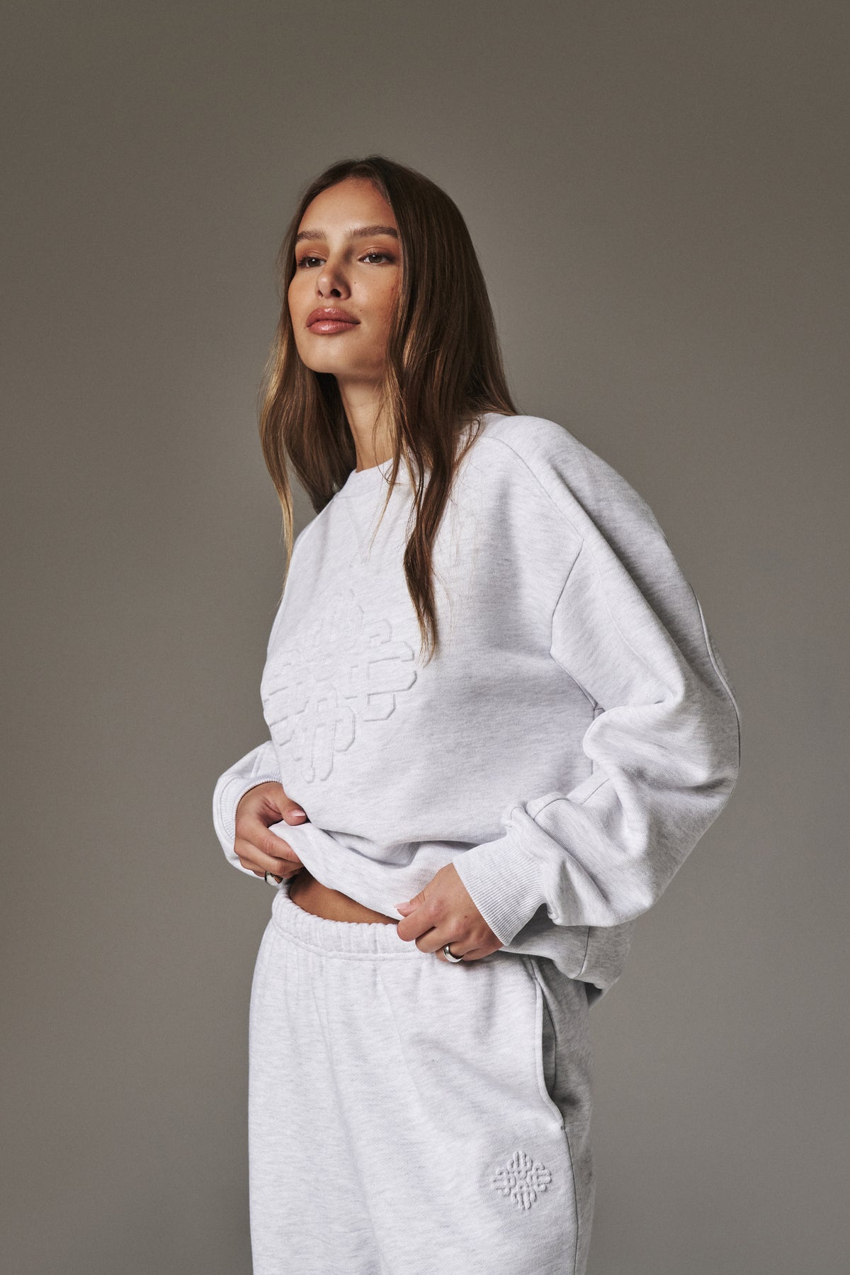 EMBOSSED SWEATSHIRT - GREY MARL
