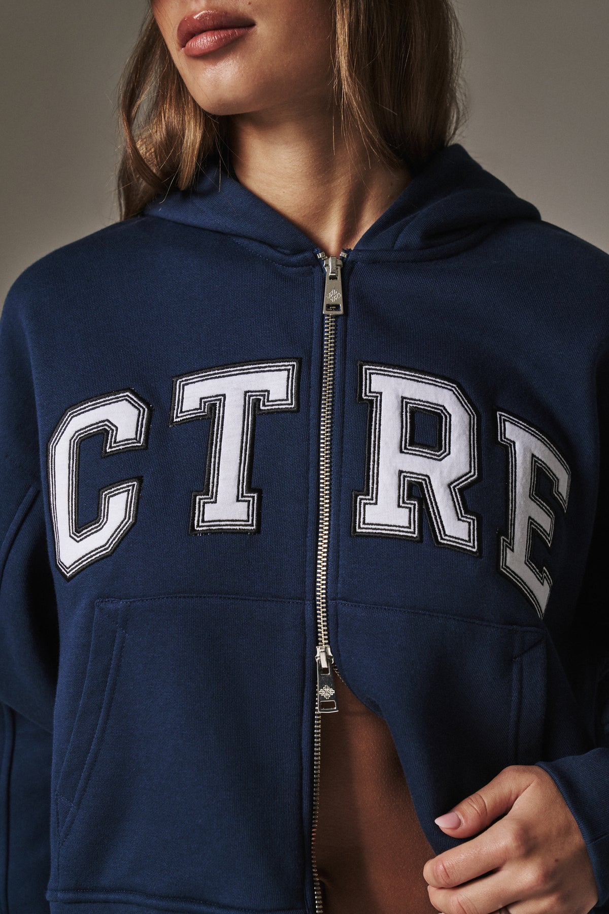 CTRE APPLIQUE ZIP THROUGH HOODIE - NAVY