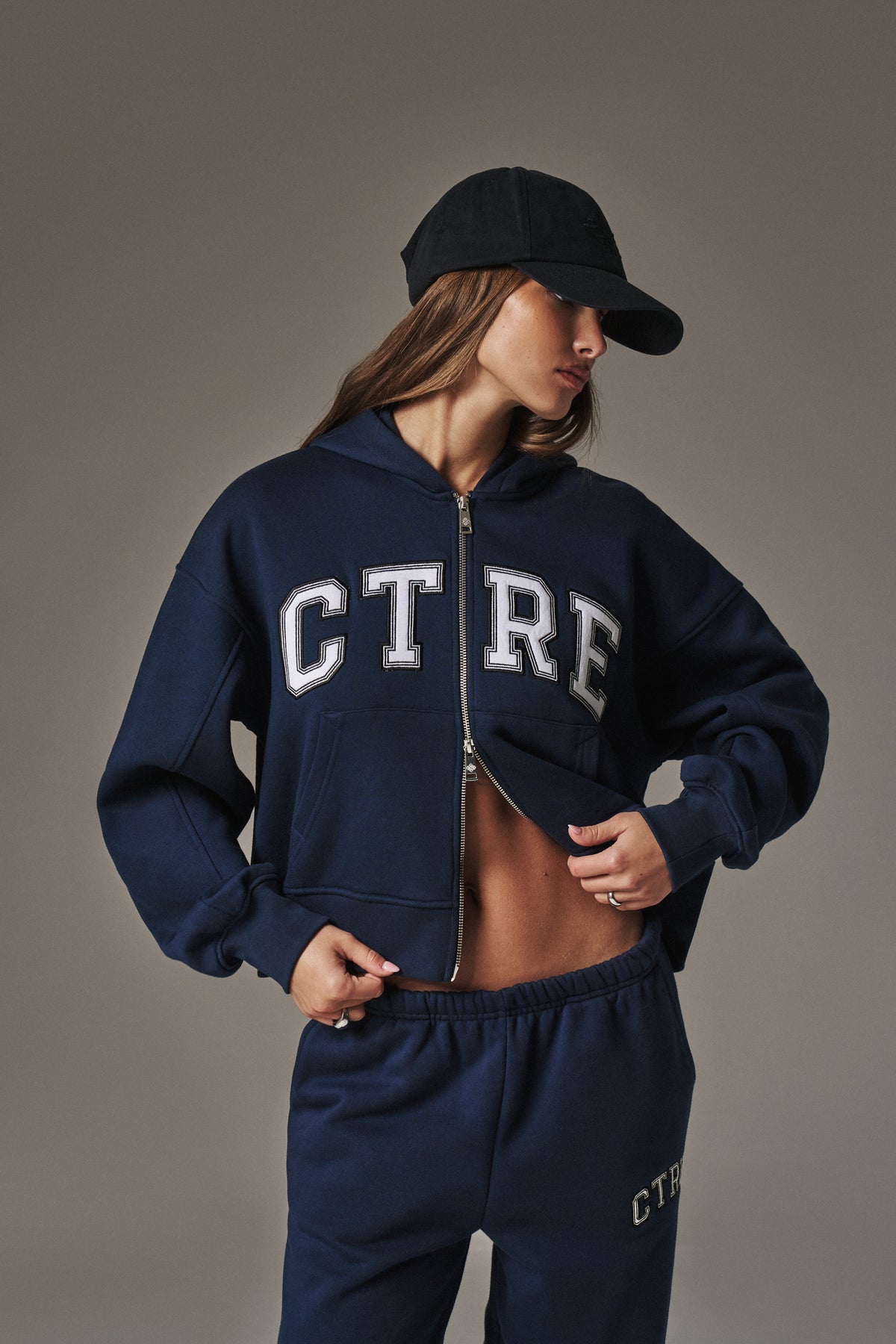 CTRE APPLIQUE ZIP THROUGH HOODIE - NAVY