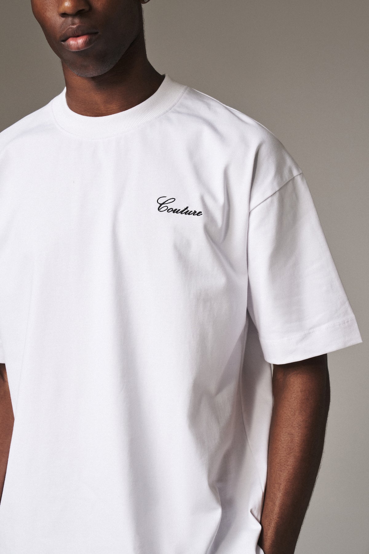 SCRIPT EMBROIDERED T-SHIRT - WHITE
