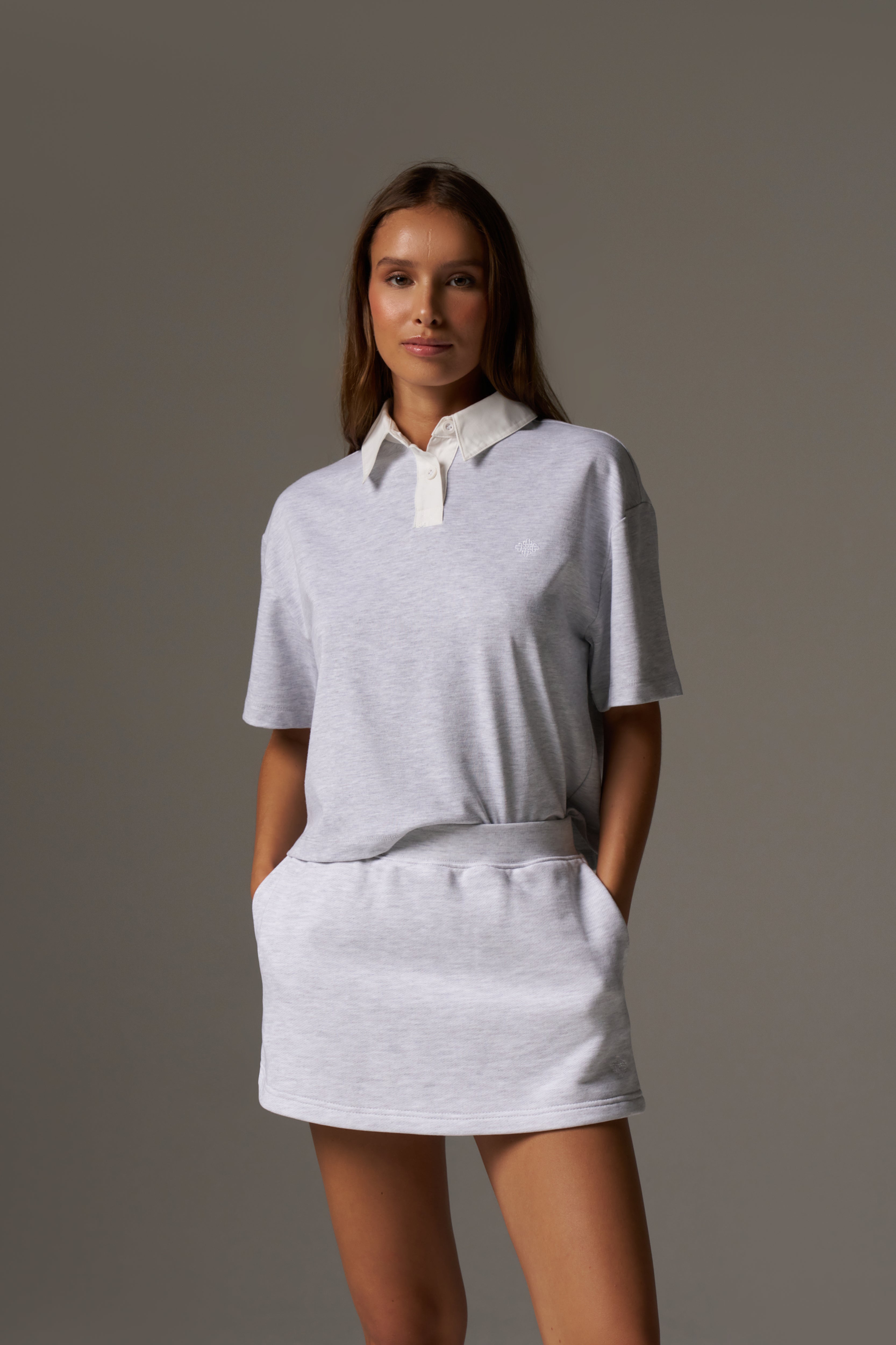 EMBLEM POLO TEE - GREY MARL