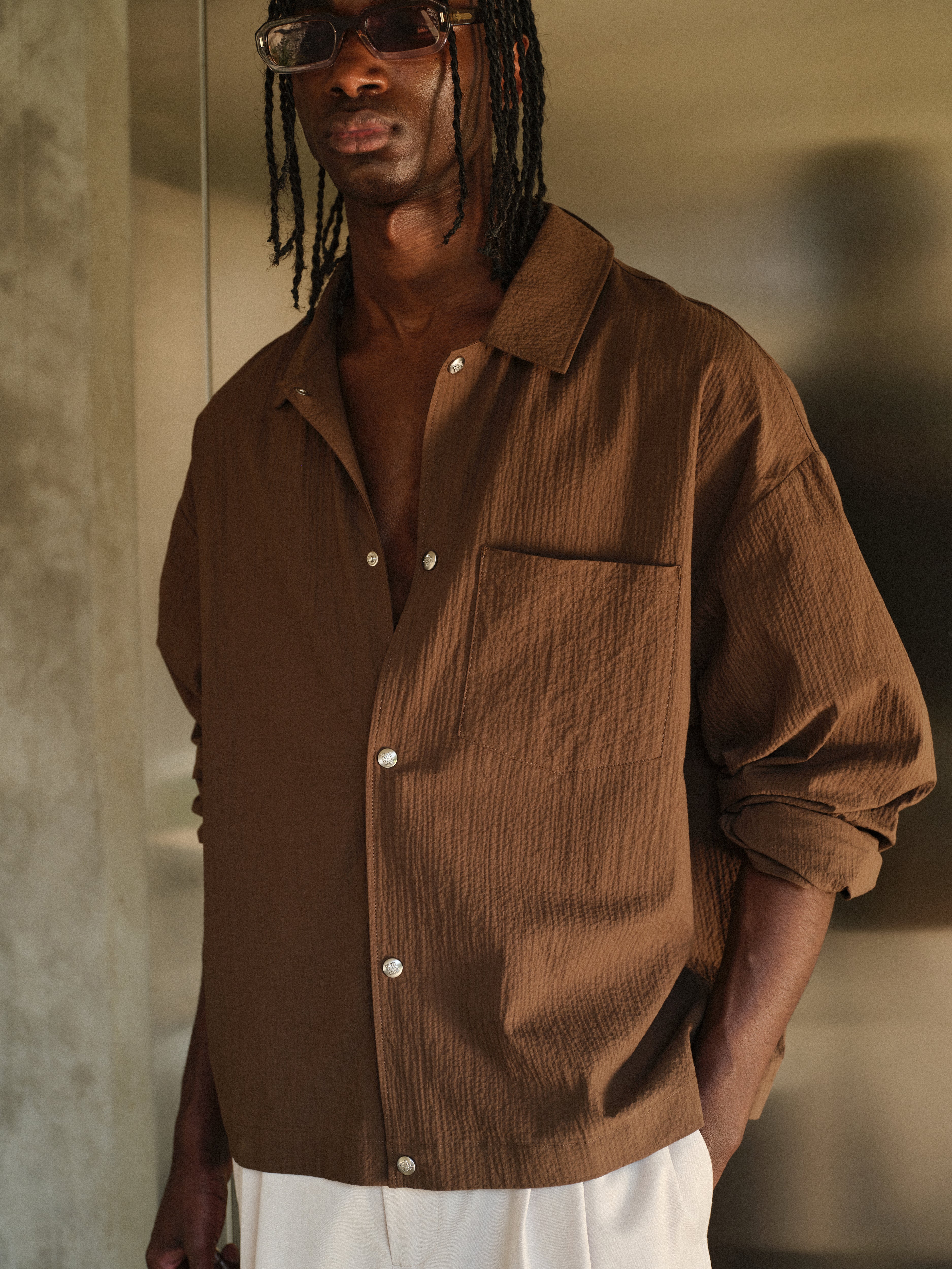 TEXTURED LONG SLEEVE SHIRT - BROWN