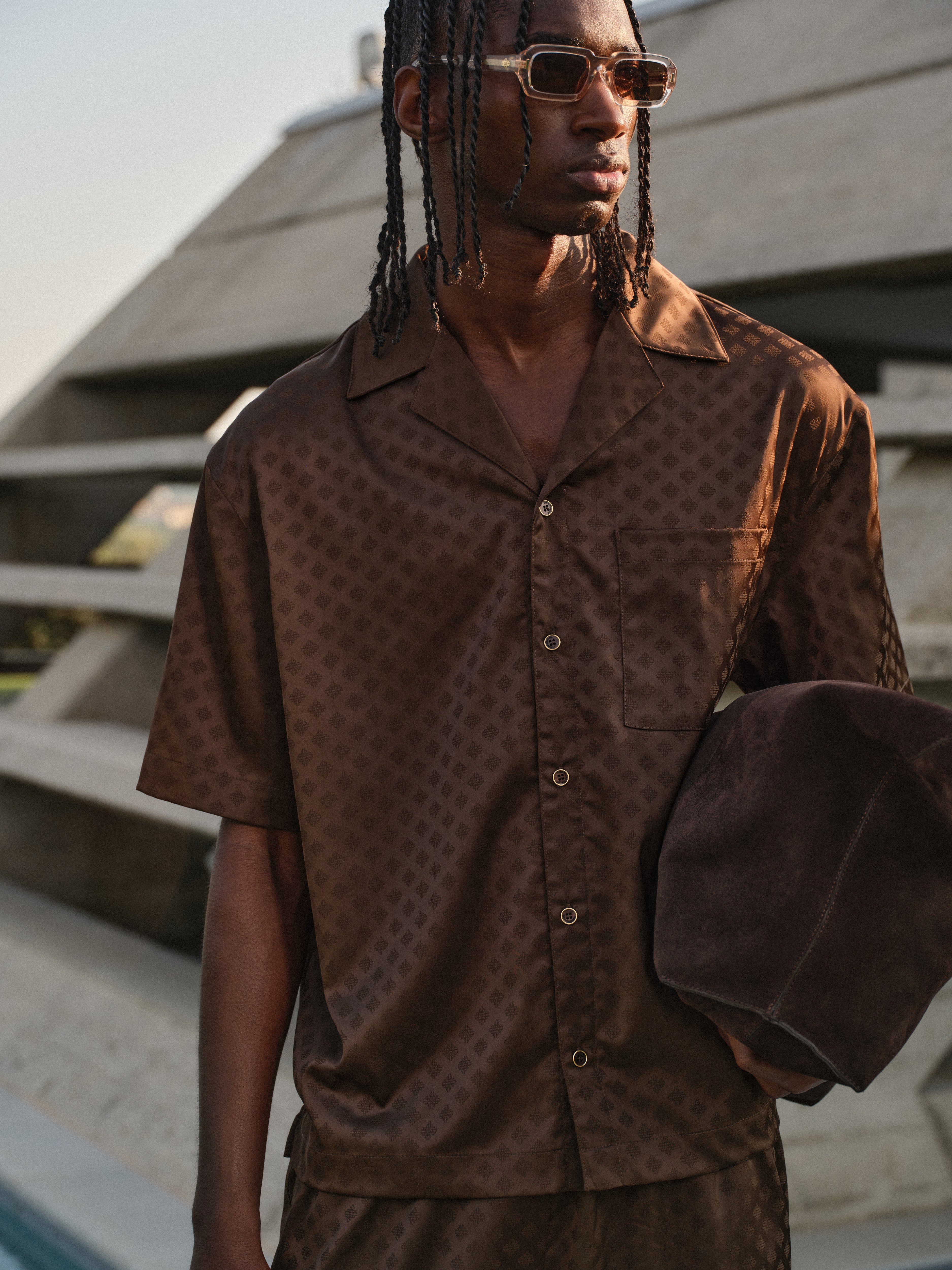 SATIN JACQUARD SHIRT - BROWN