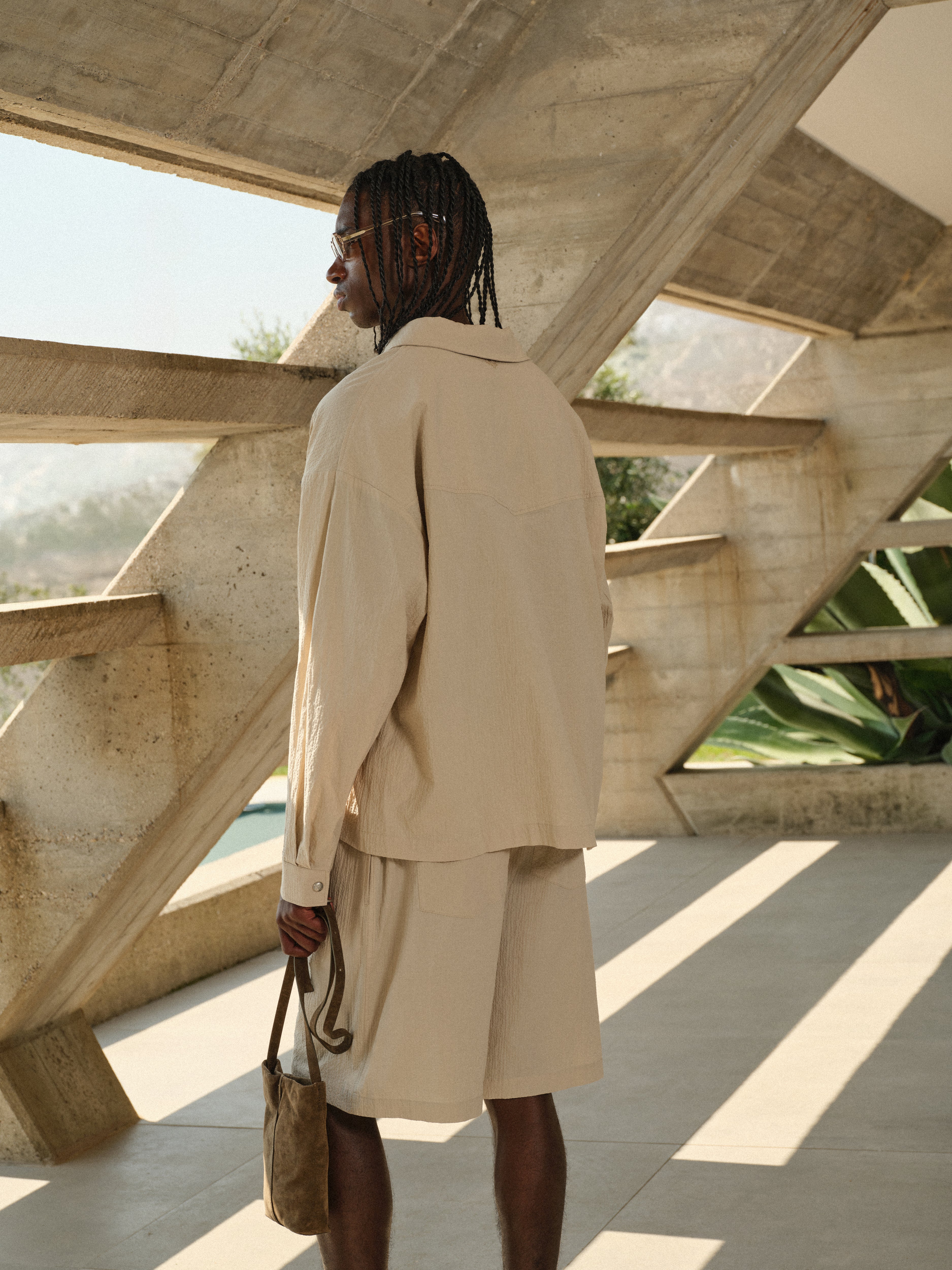 TEXTURED TAILORED SHORTS - STONE