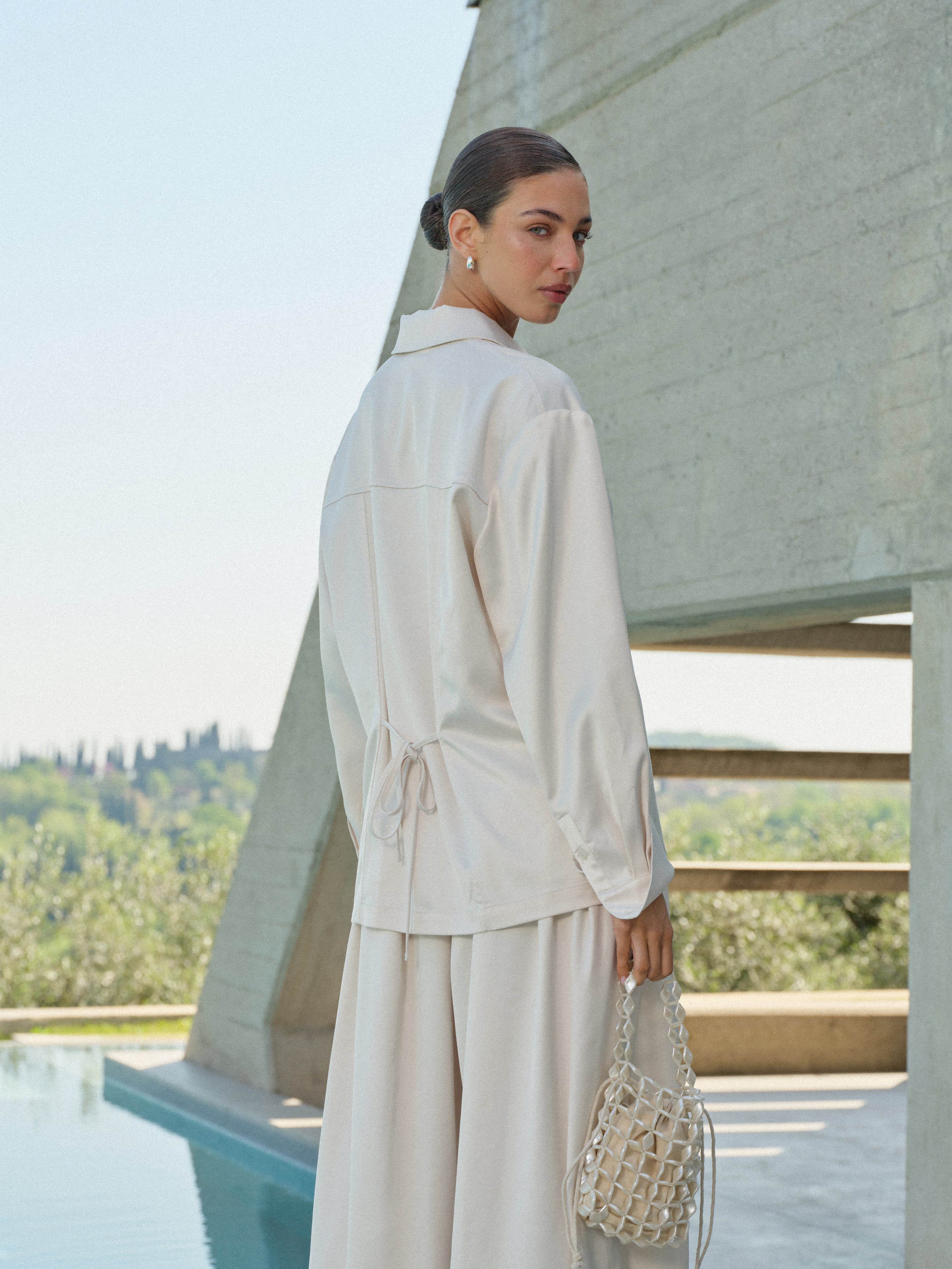 TIE BACK SATIN SHIRT - IVORY