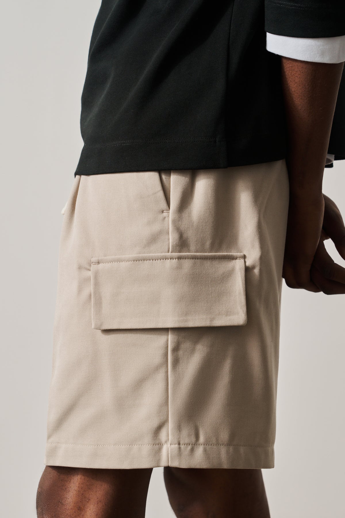 WIDE LEG SIDE POCKET SHORTS - BEIGE