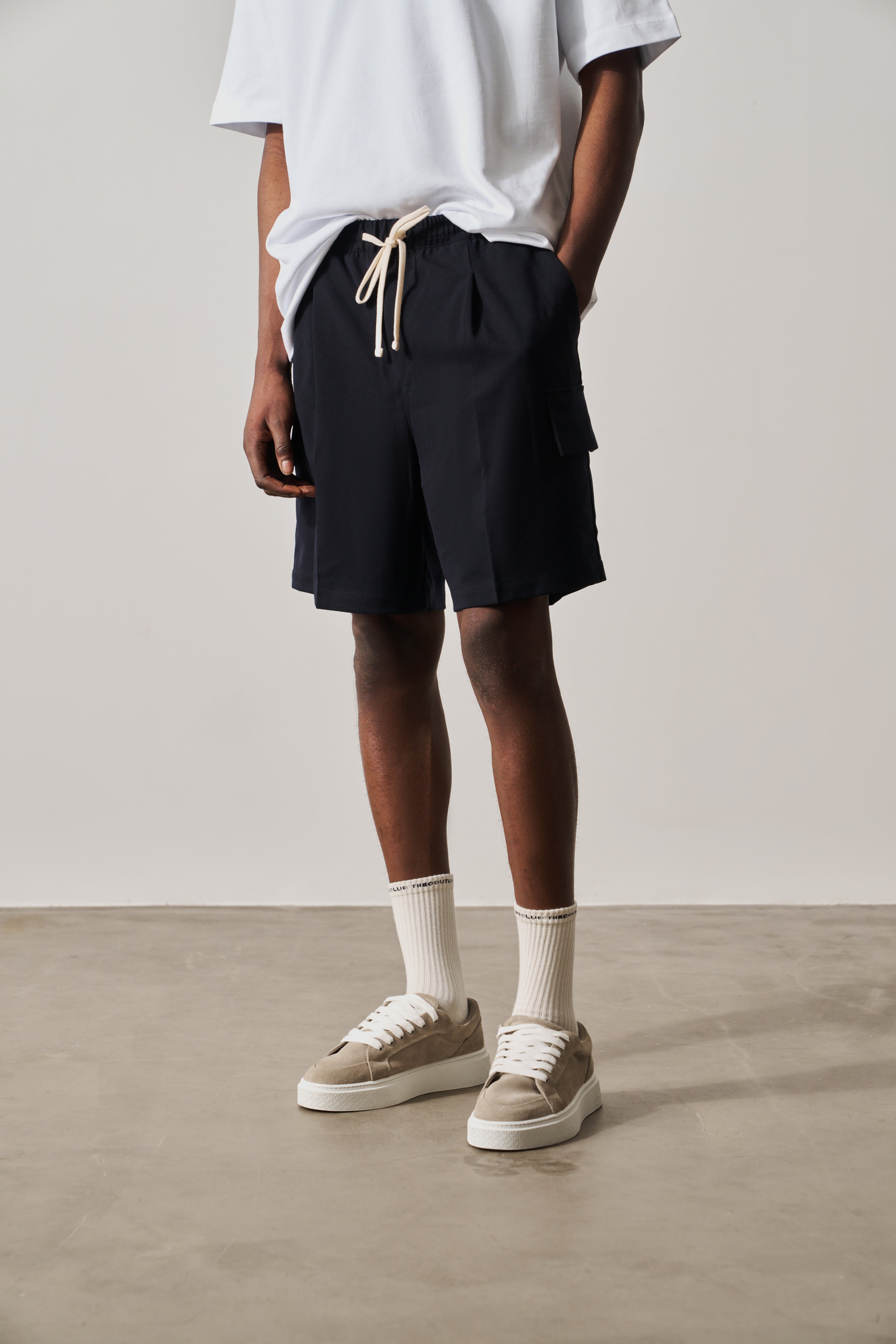 WIDE LEG SIDE POCKET SHORTS - NAVY