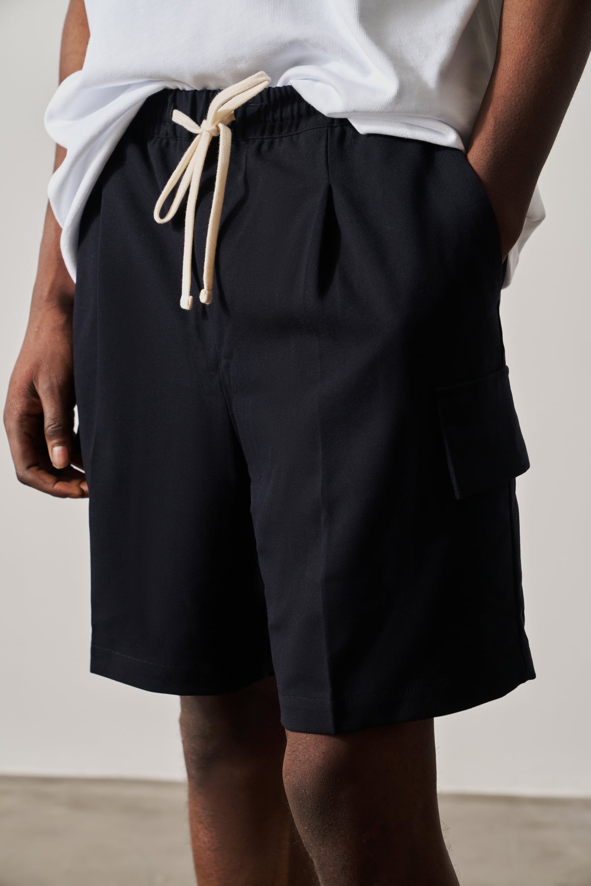 WIDE LEG SIDE POCKET SHORTS - NAVY