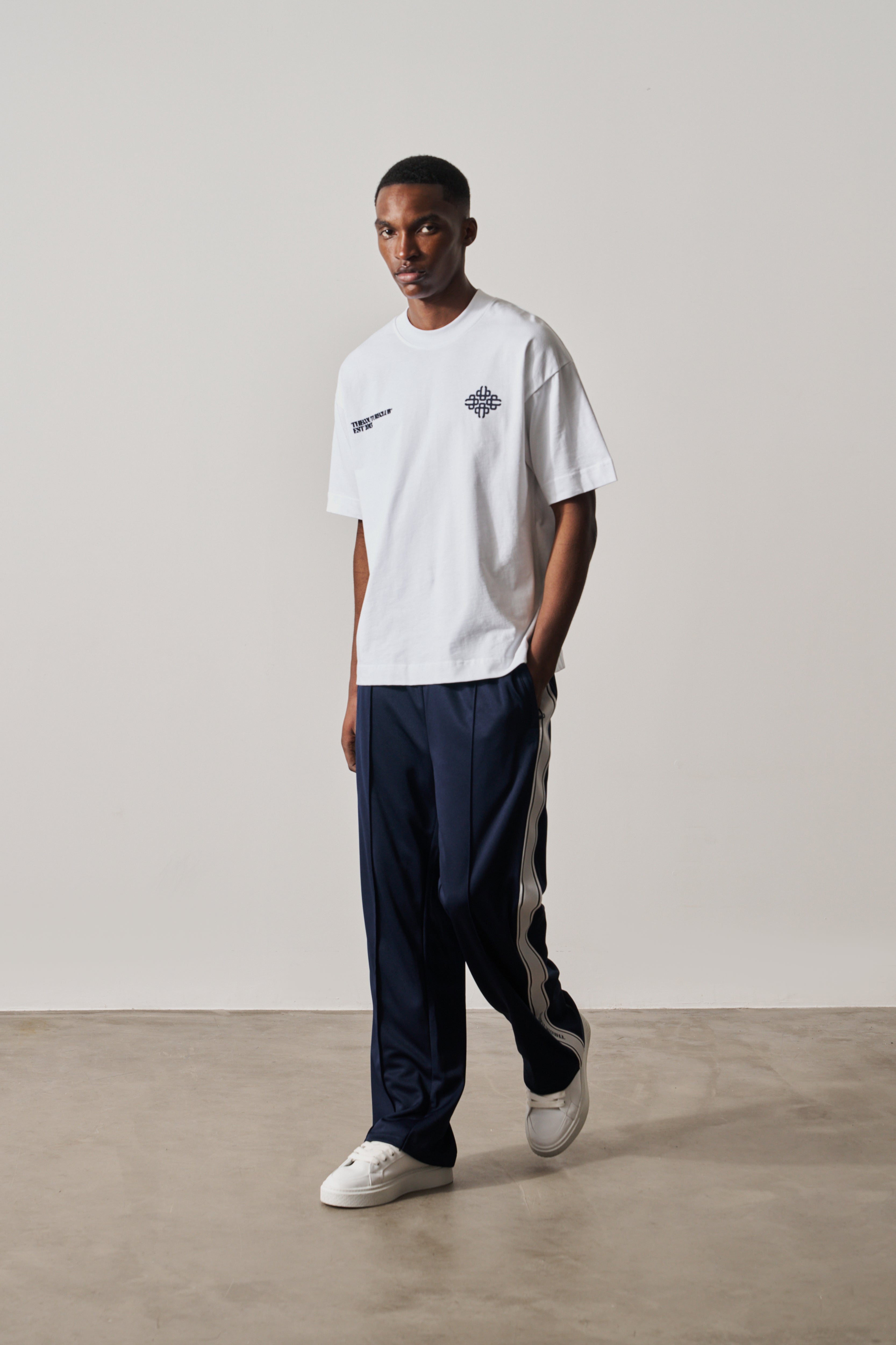 TAPE MESH JOGGER - NAVY