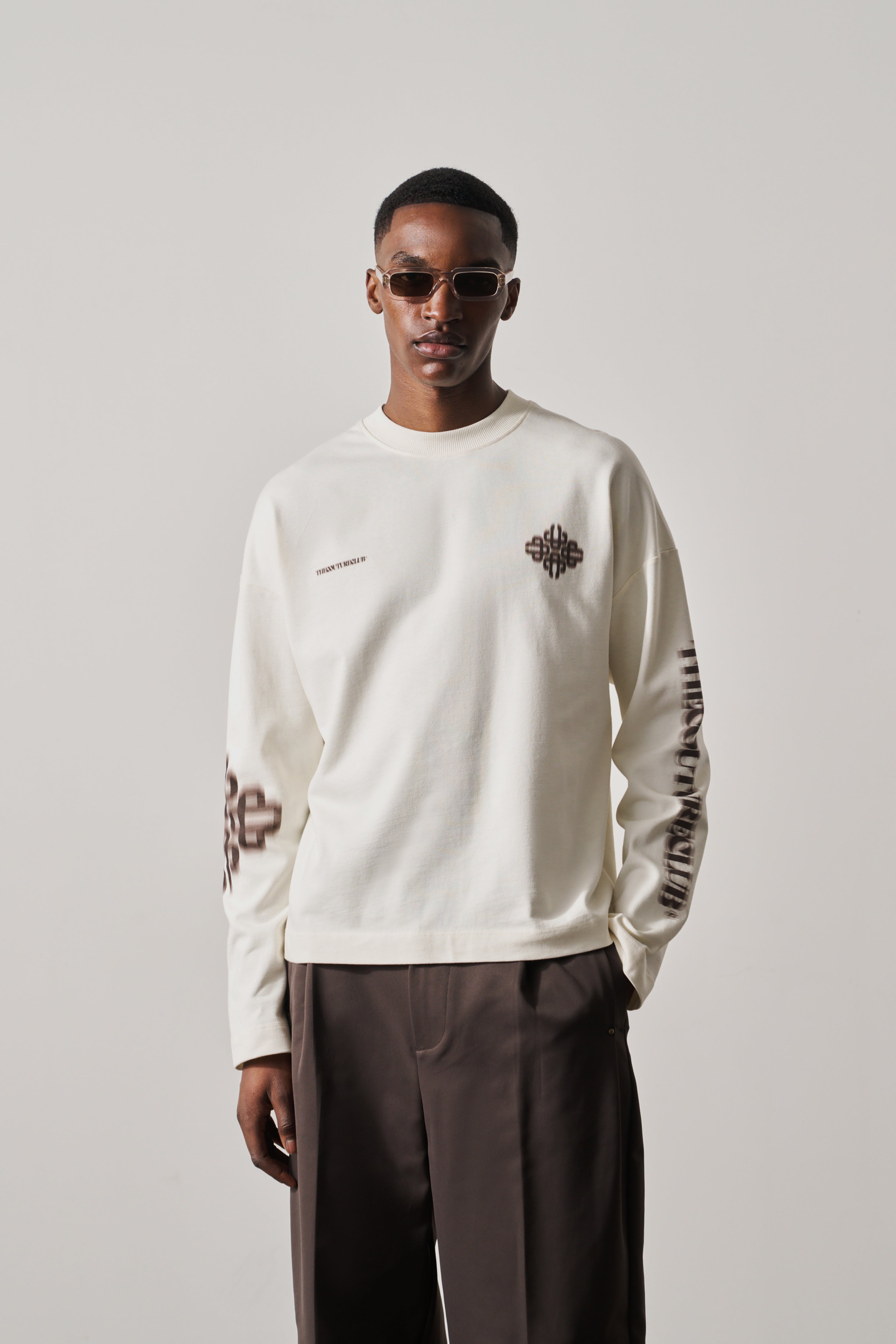 MOTION BLURRED LONG SLEEVE T-SHIRT - OFF WHITE