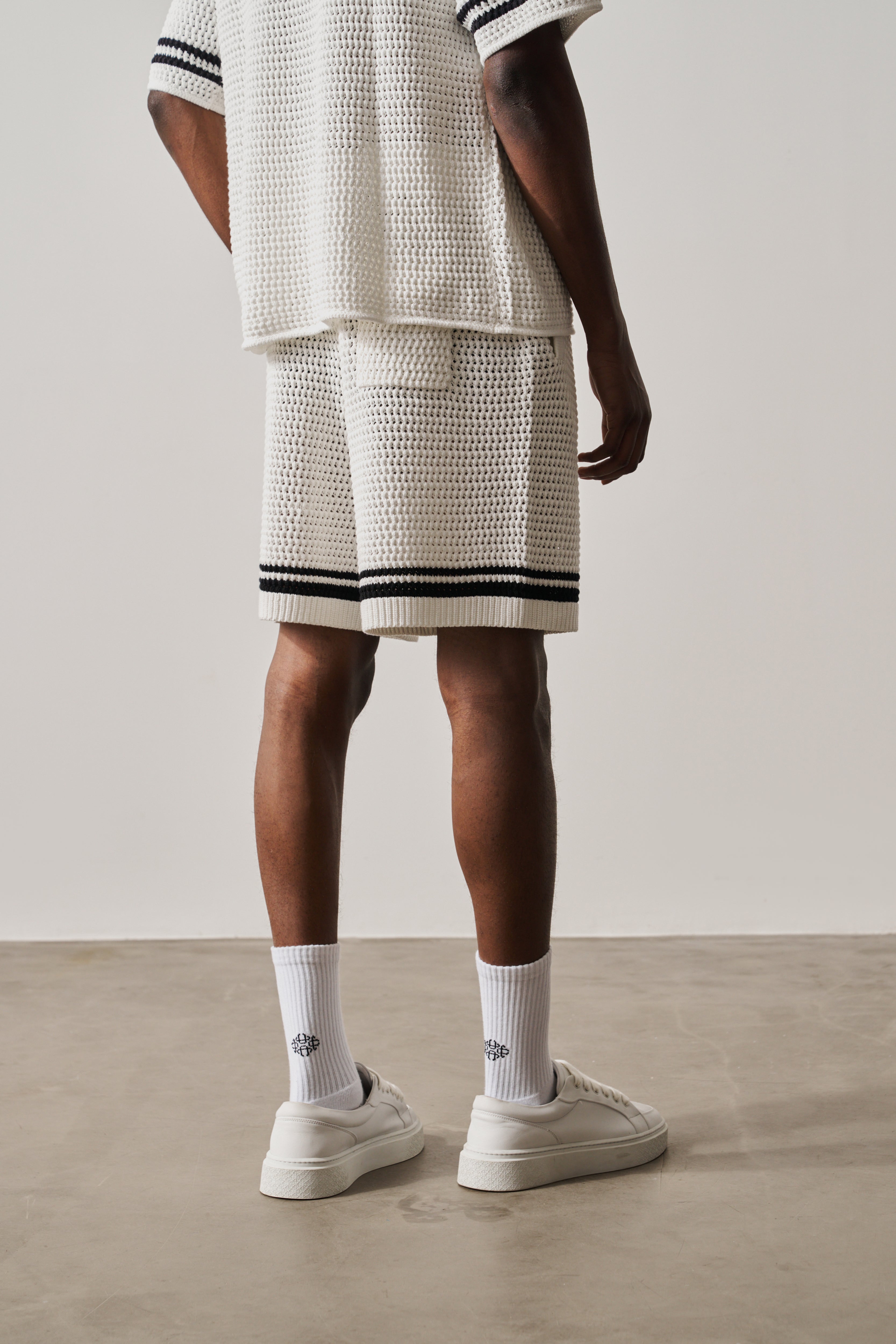 CROCHET KNITTED SHORTS - WHITE